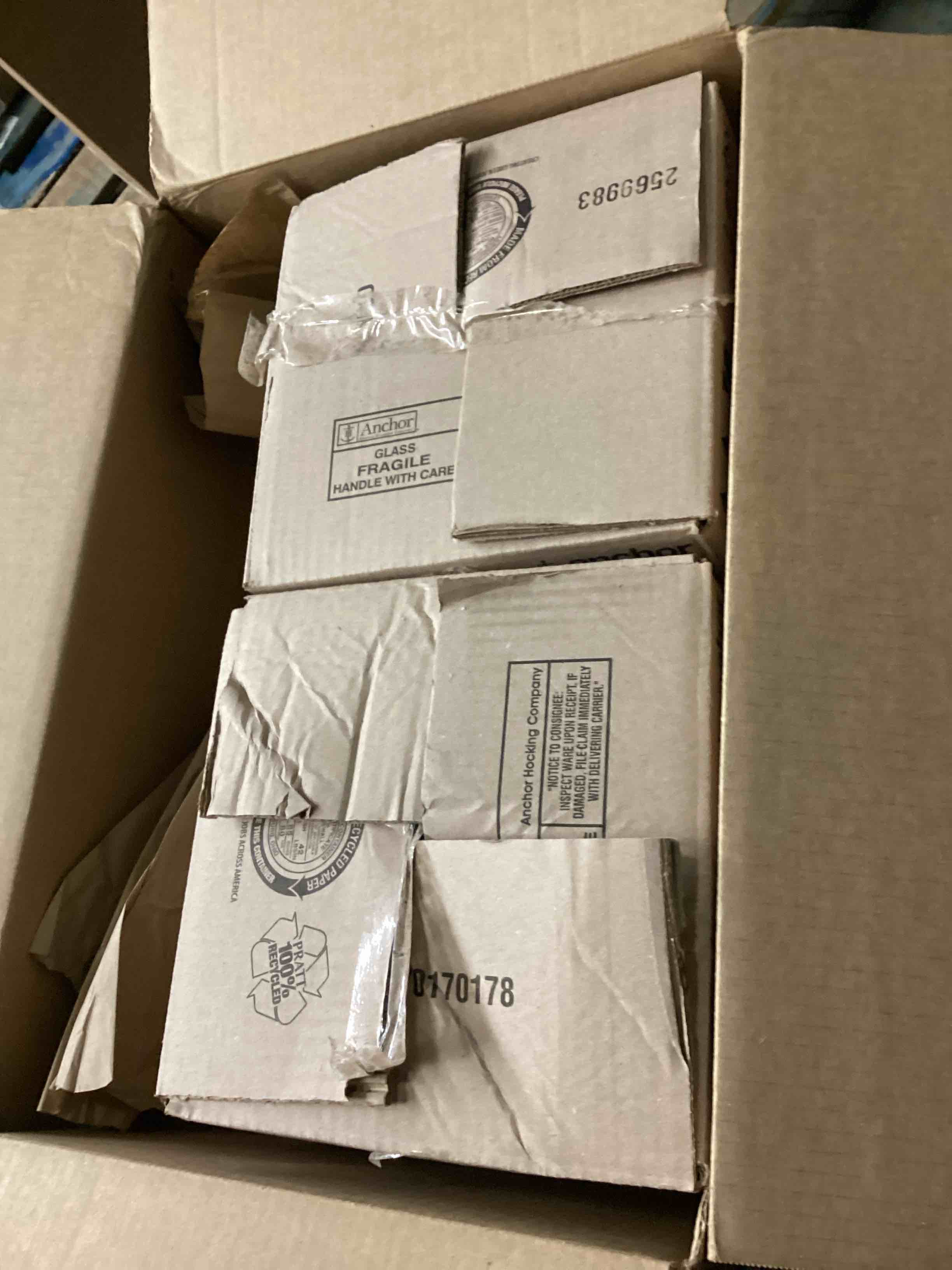 https://s3.amazonaws.com/lotting-images-prod/bidfta/BLU4121437_1700589972027.jpeg