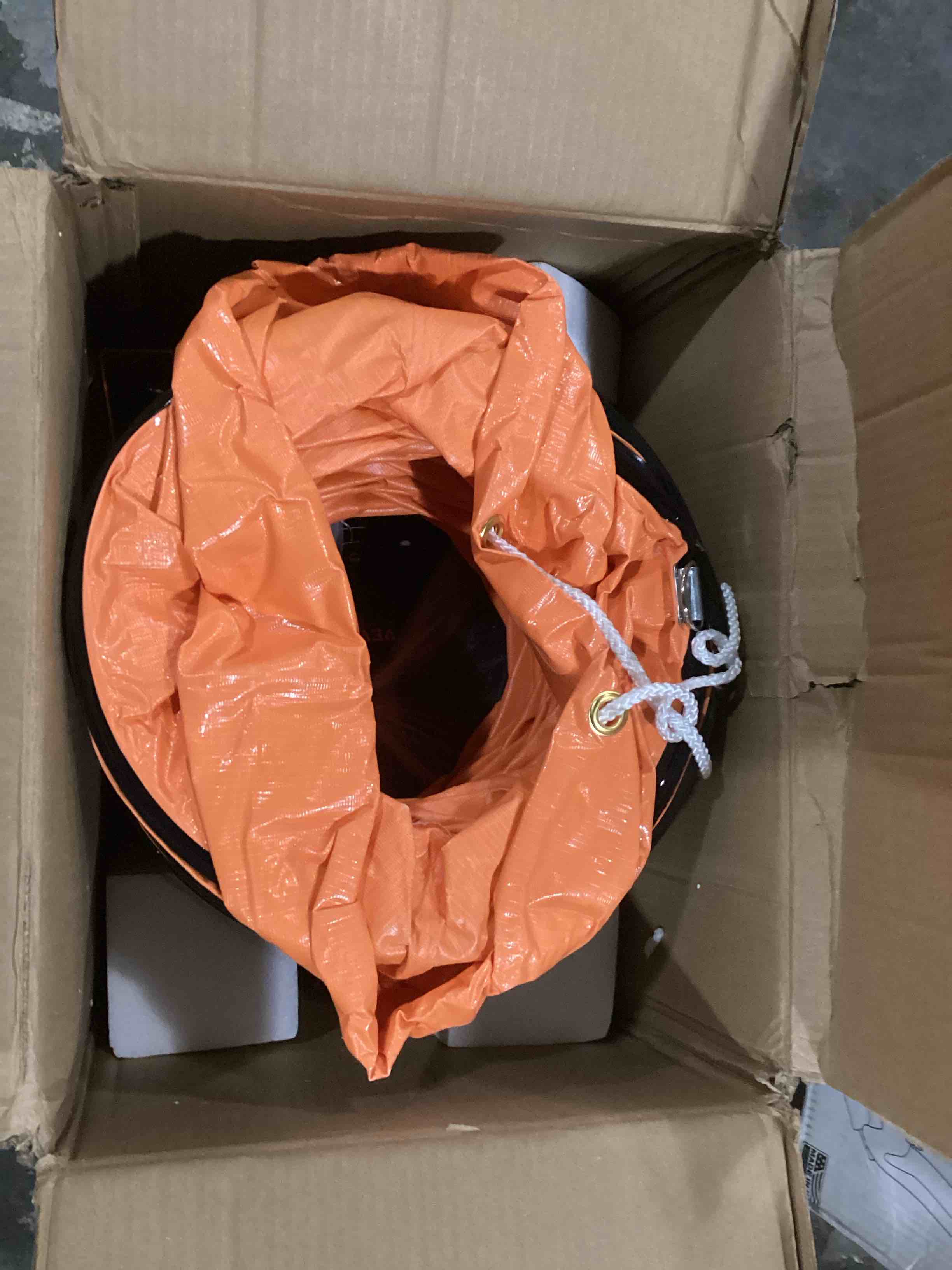 https://s3.amazonaws.com/lotting-images-prod/bidfta/BLU4123507_1701353483815.jpeg