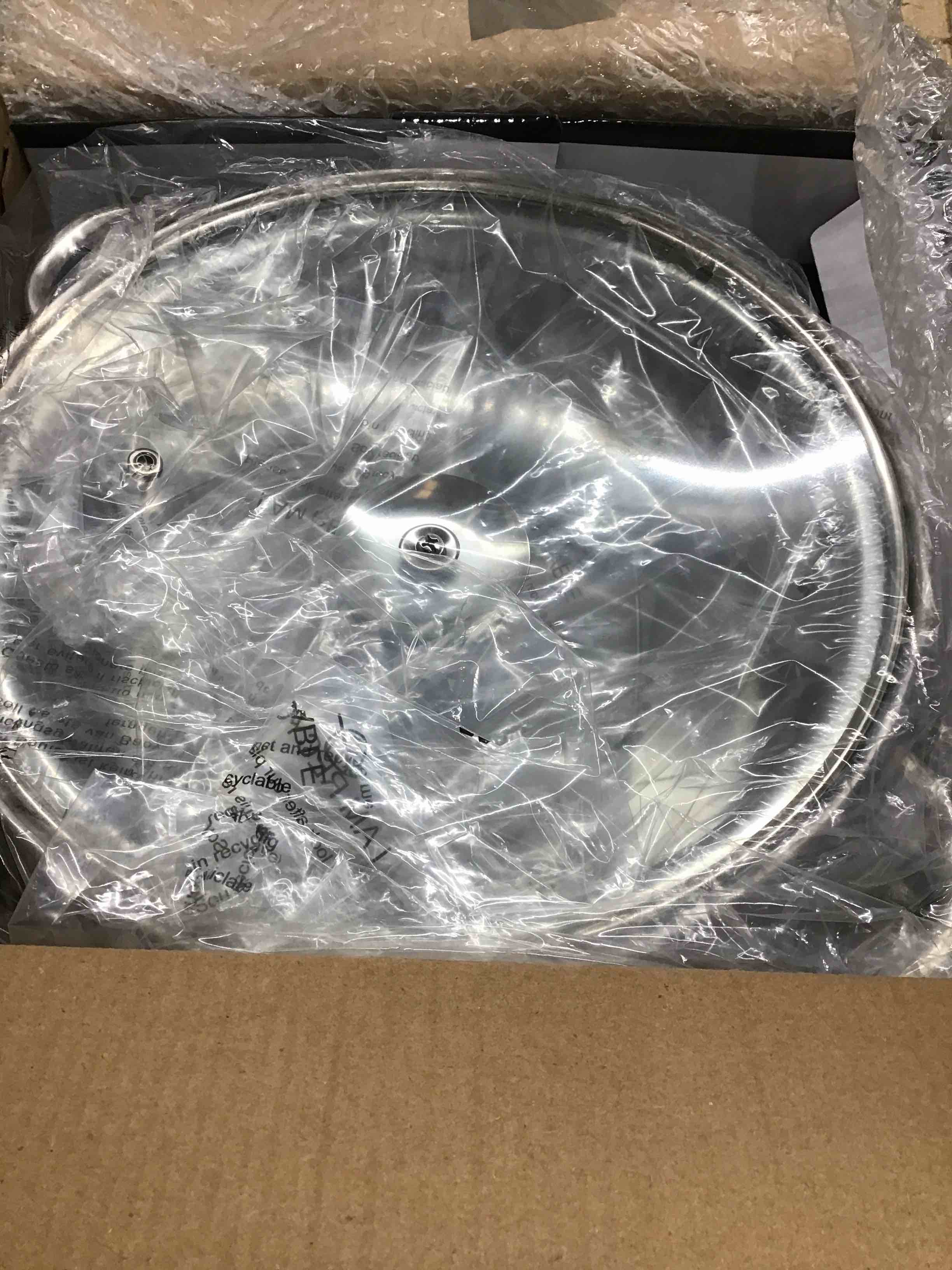 https://s3.amazonaws.com/lotting-images-prod/bidfta/BLU4185712_1692107422848.jpeg