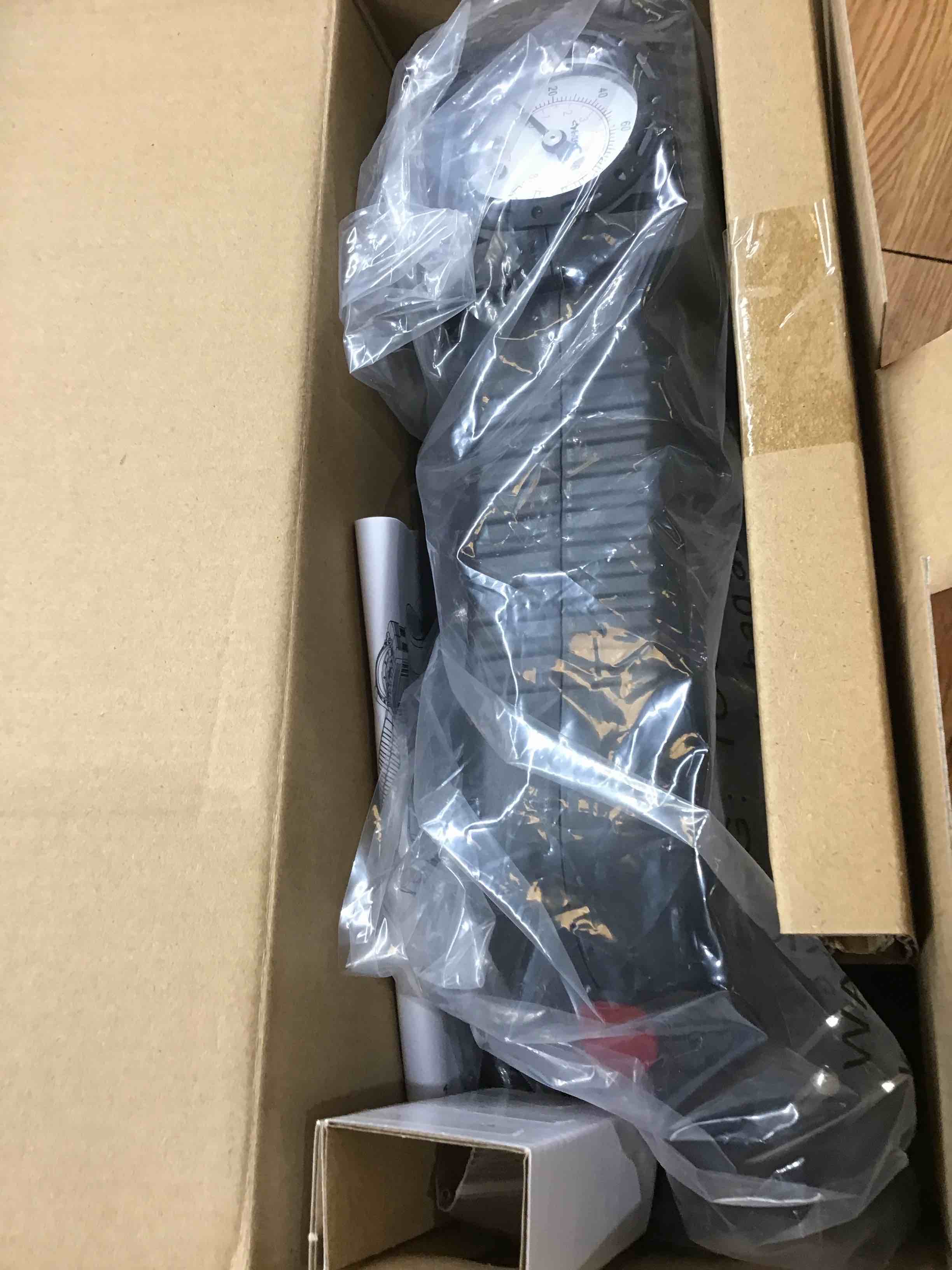 https://s3.amazonaws.com/lotting-images-prod/bidfta/BLU4186861_1692985197727.jpeg