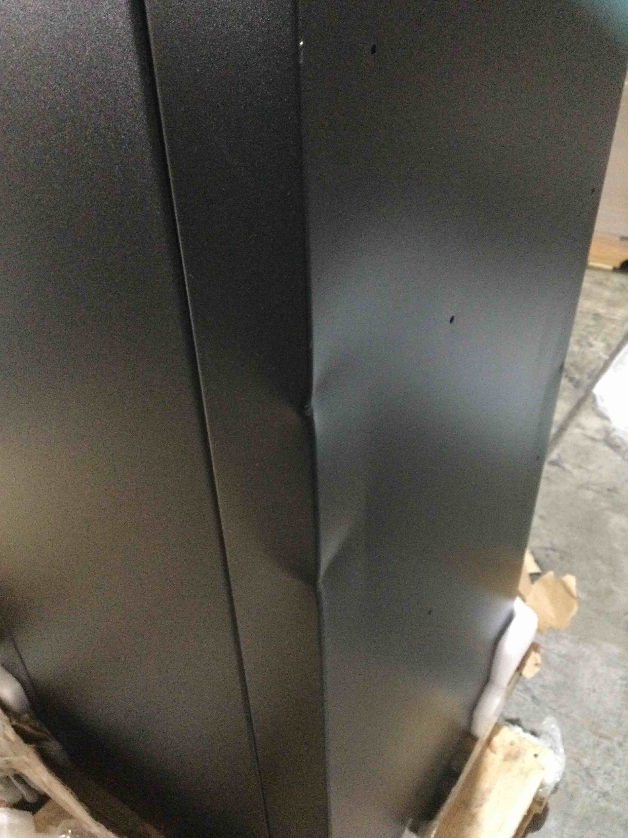 https://s3.amazonaws.com/lotting-images-prod/bidfta/BLU4187325_1687350283678.jpeg