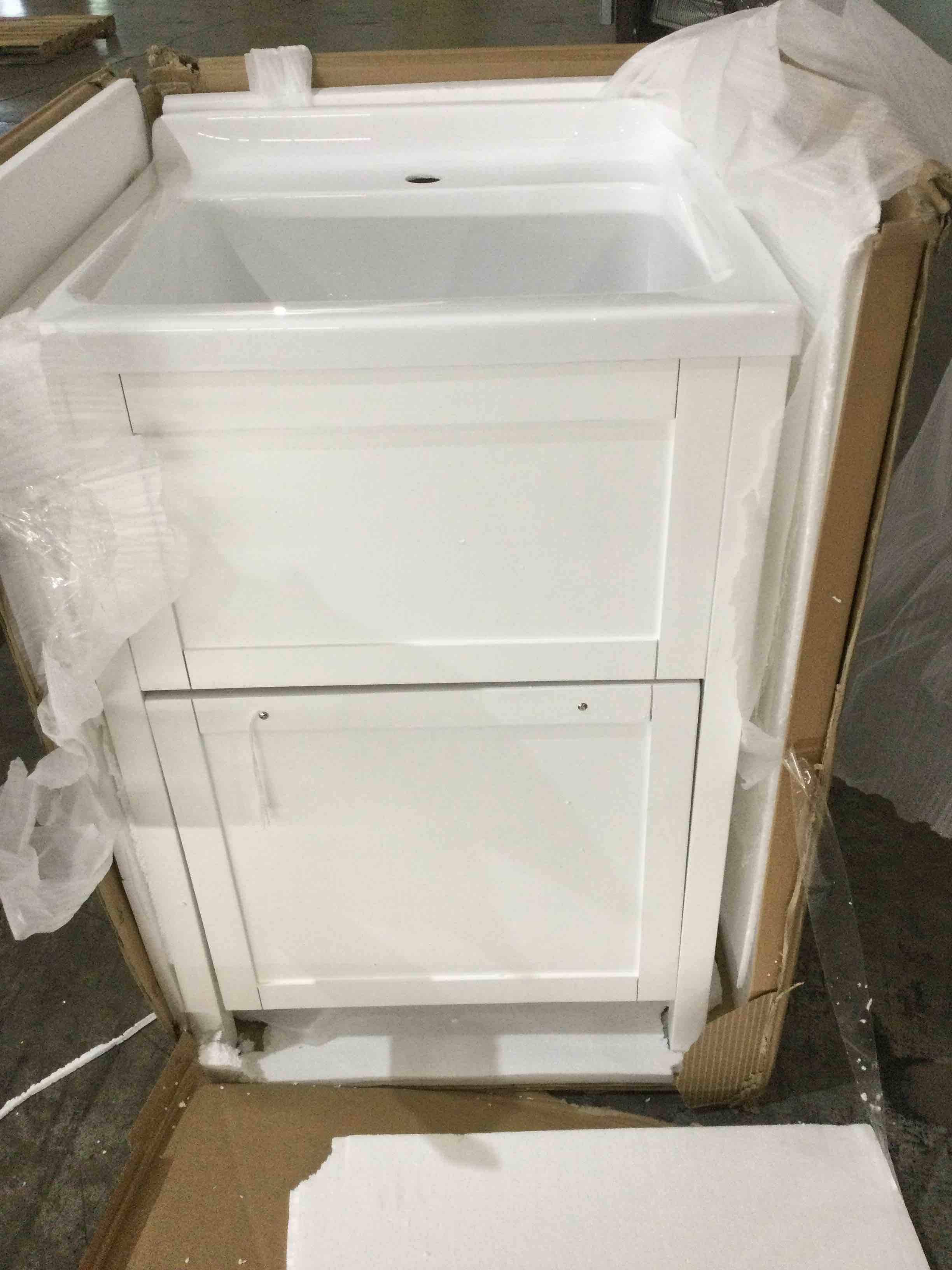 https://s3.amazonaws.com/lotting-images-prod/bidfta/BLU4187469_1687534337548.jpeg