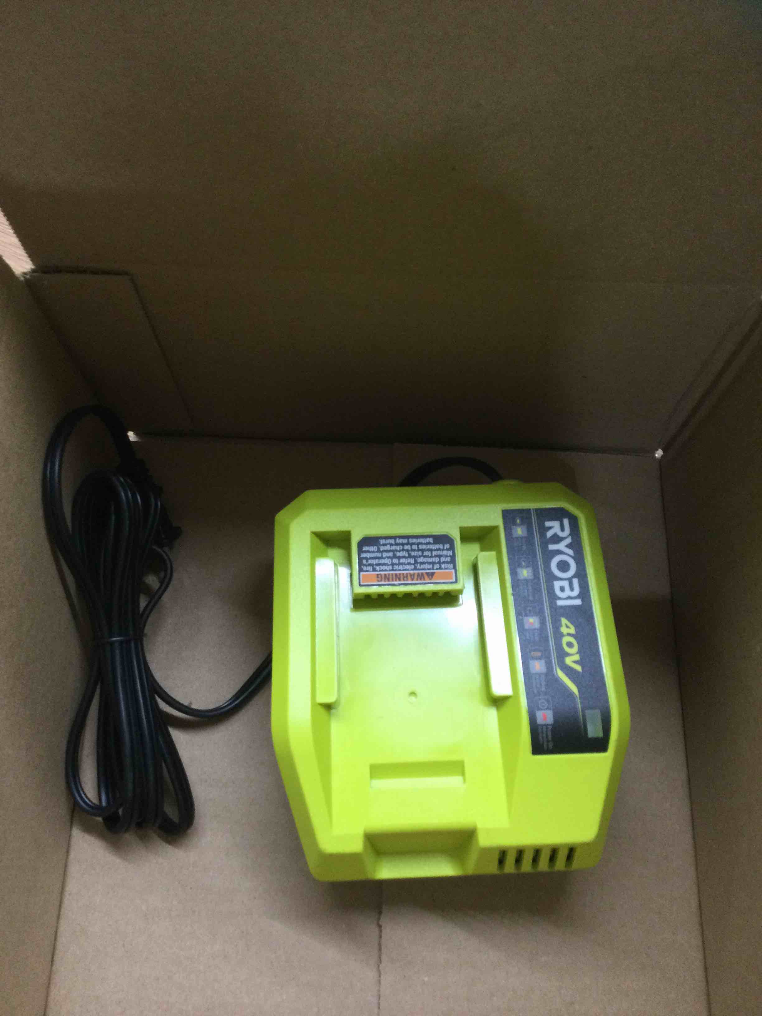https://s3.amazonaws.com/lotting-images-prod/bidfta/BLU4195087_1690226324208.jpeg