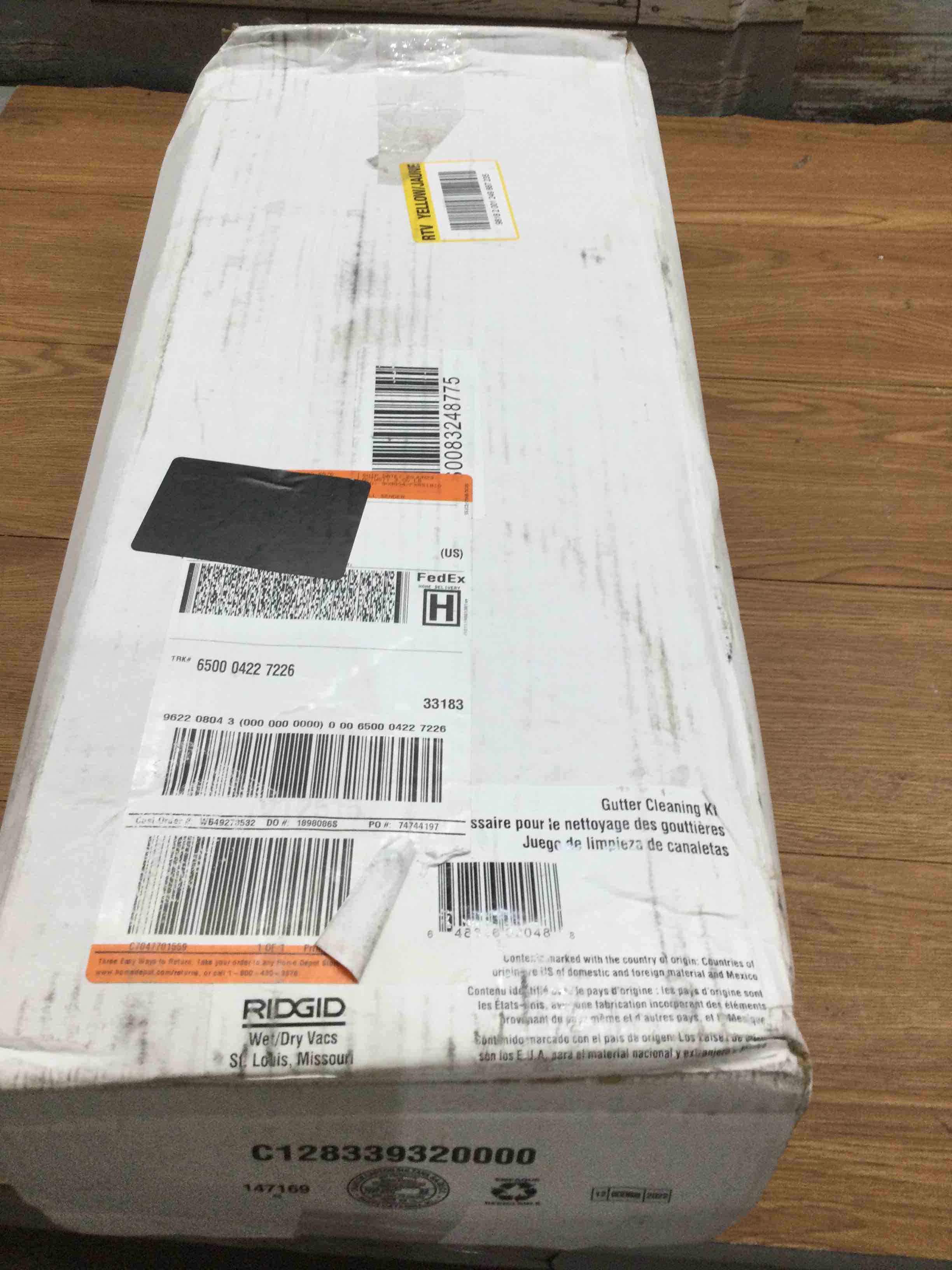 https://s3.amazonaws.com/lotting-images-prod/bidfta/BLU4195099_1690227568933.jpeg
