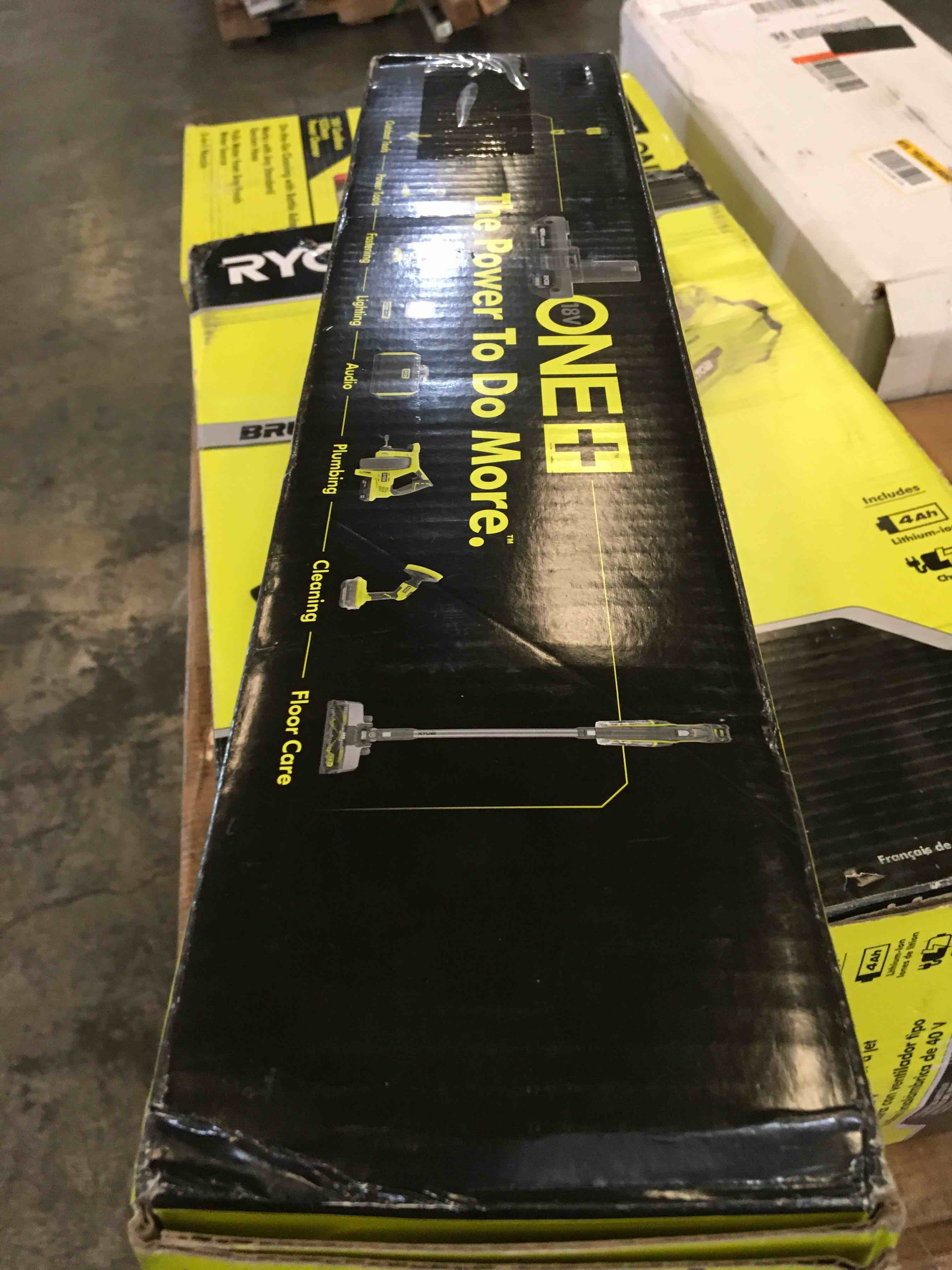 https://s3.amazonaws.com/lotting-images-prod/bidfta/BLU4195510_1690824940689.jpeg