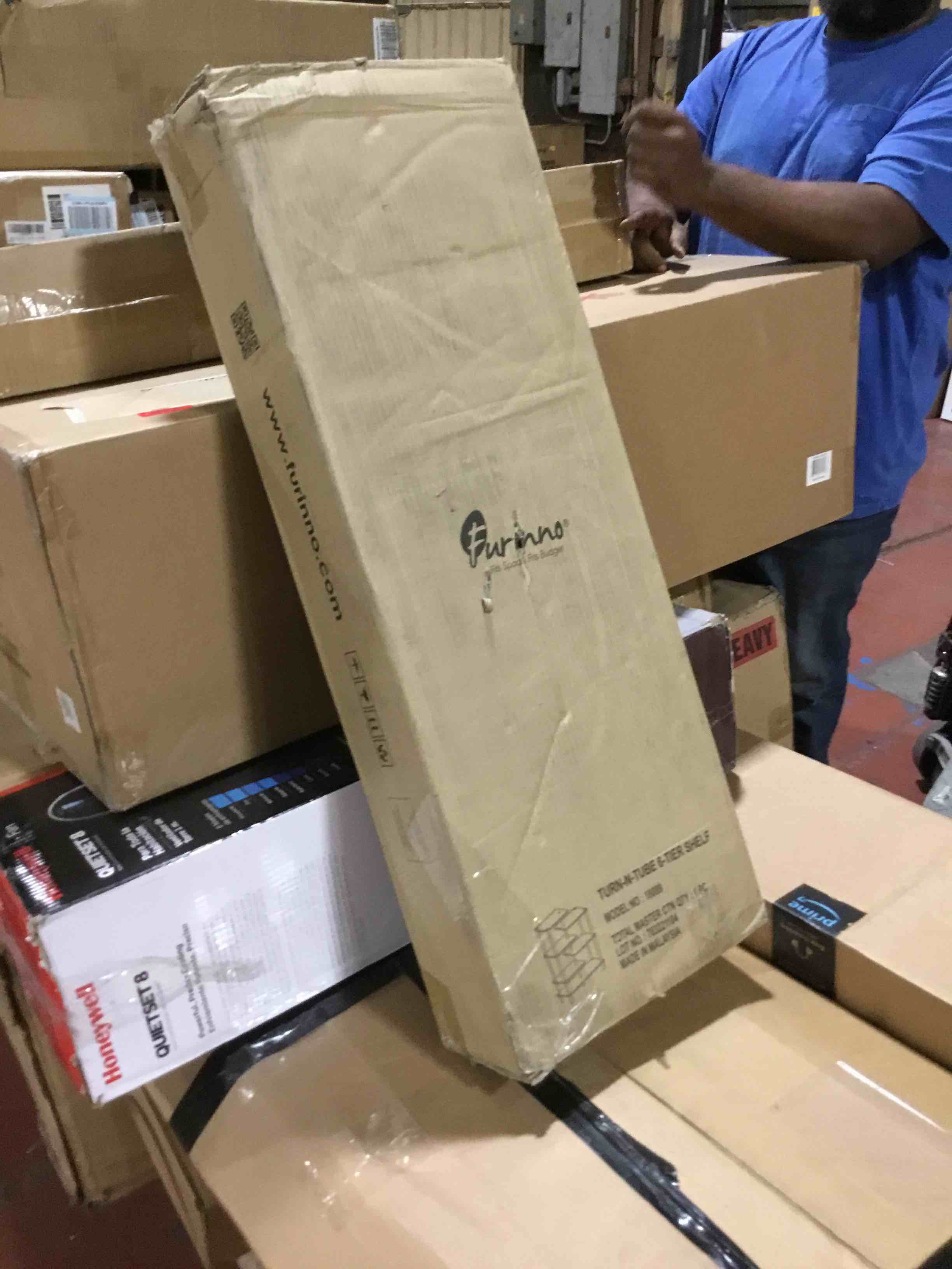 https://s3.amazonaws.com/lotting-images-prod/bidfta/BLU4197275_1703262181154.jpeg