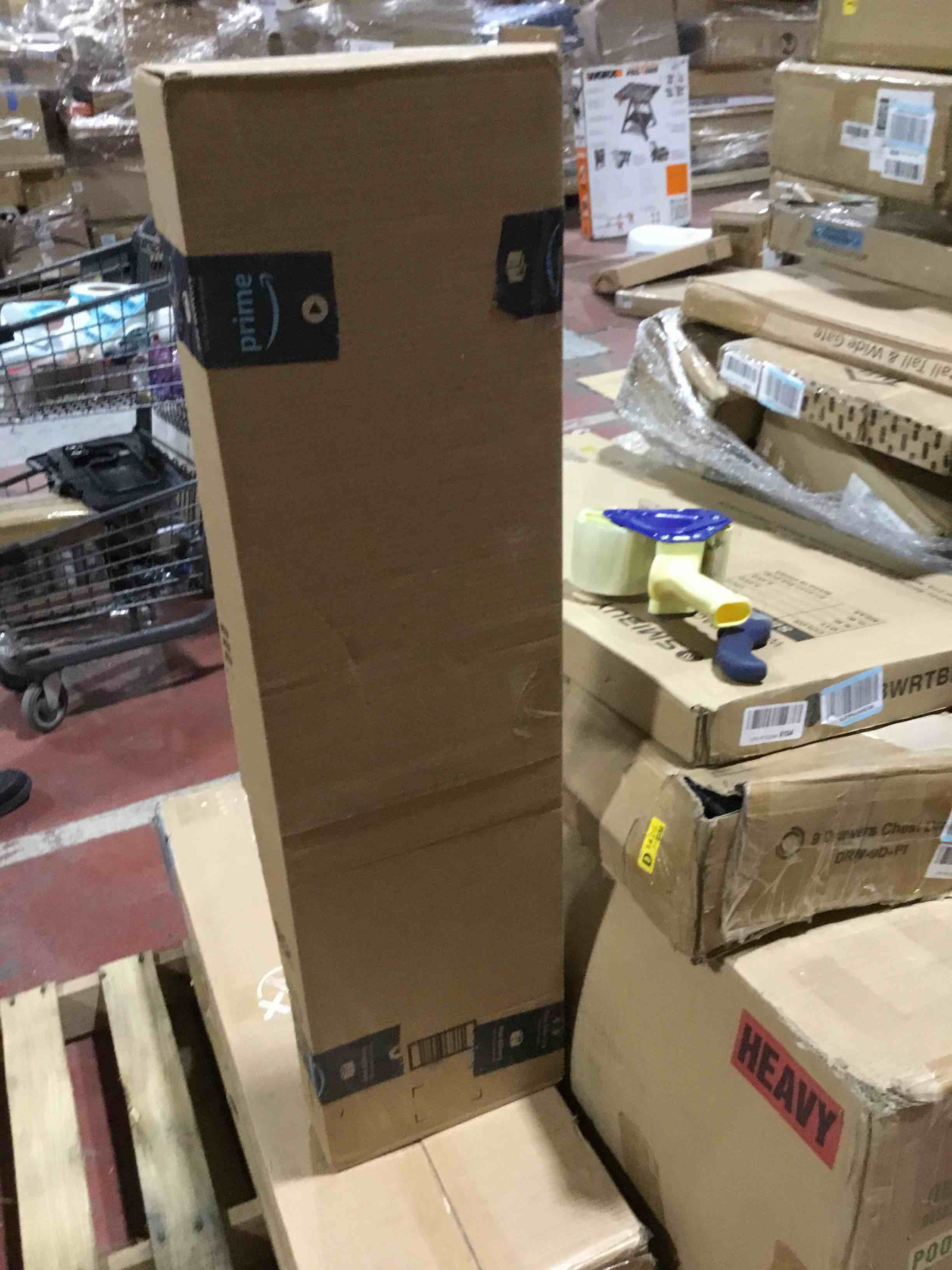 https://s3.amazonaws.com/lotting-images-prod/bidfta/BLU4197286_1703265908410.jpeg