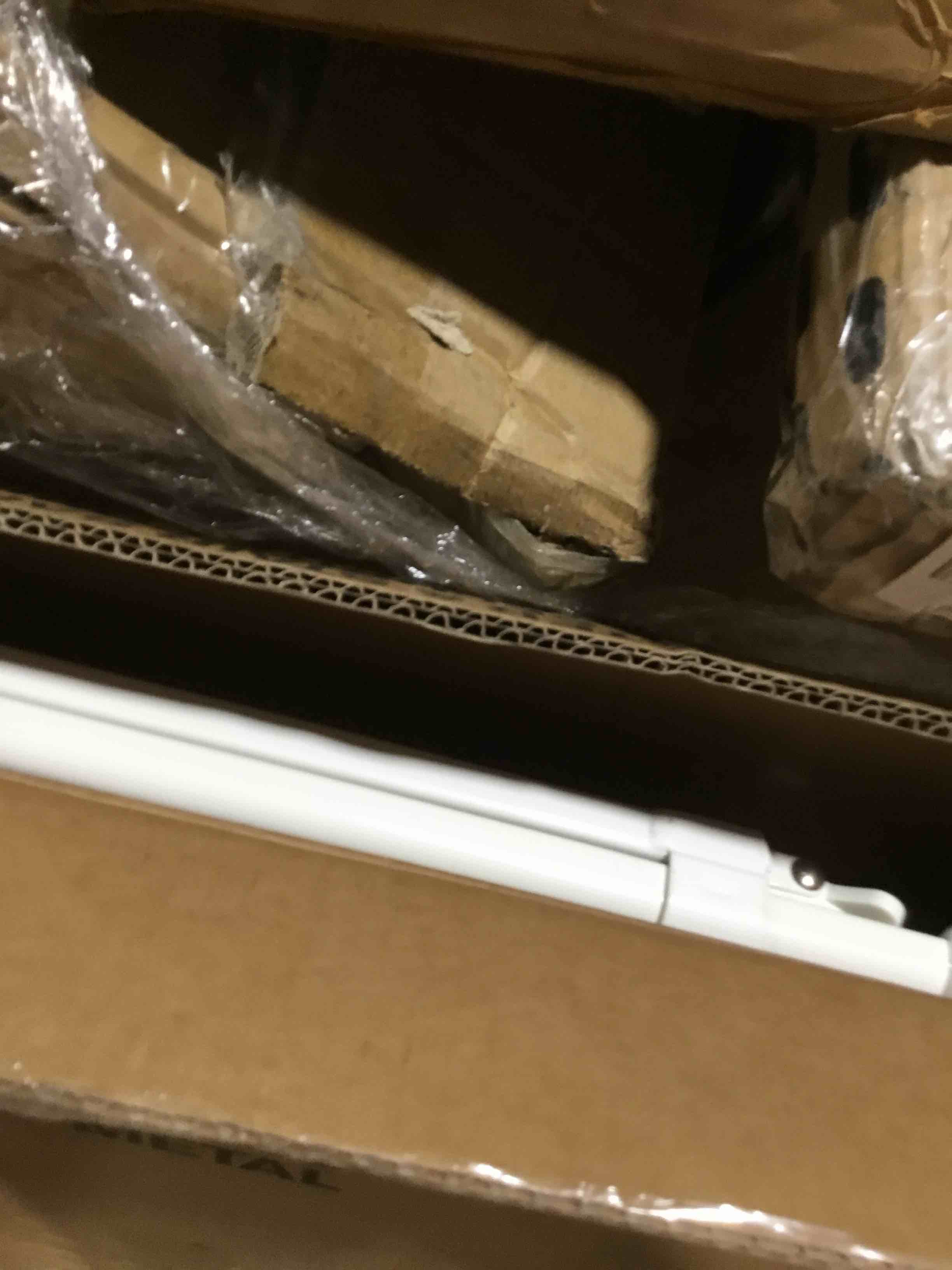 https://s3.amazonaws.com/lotting-images-prod/bidfta/BLU4197291_1703267159559.jpeg