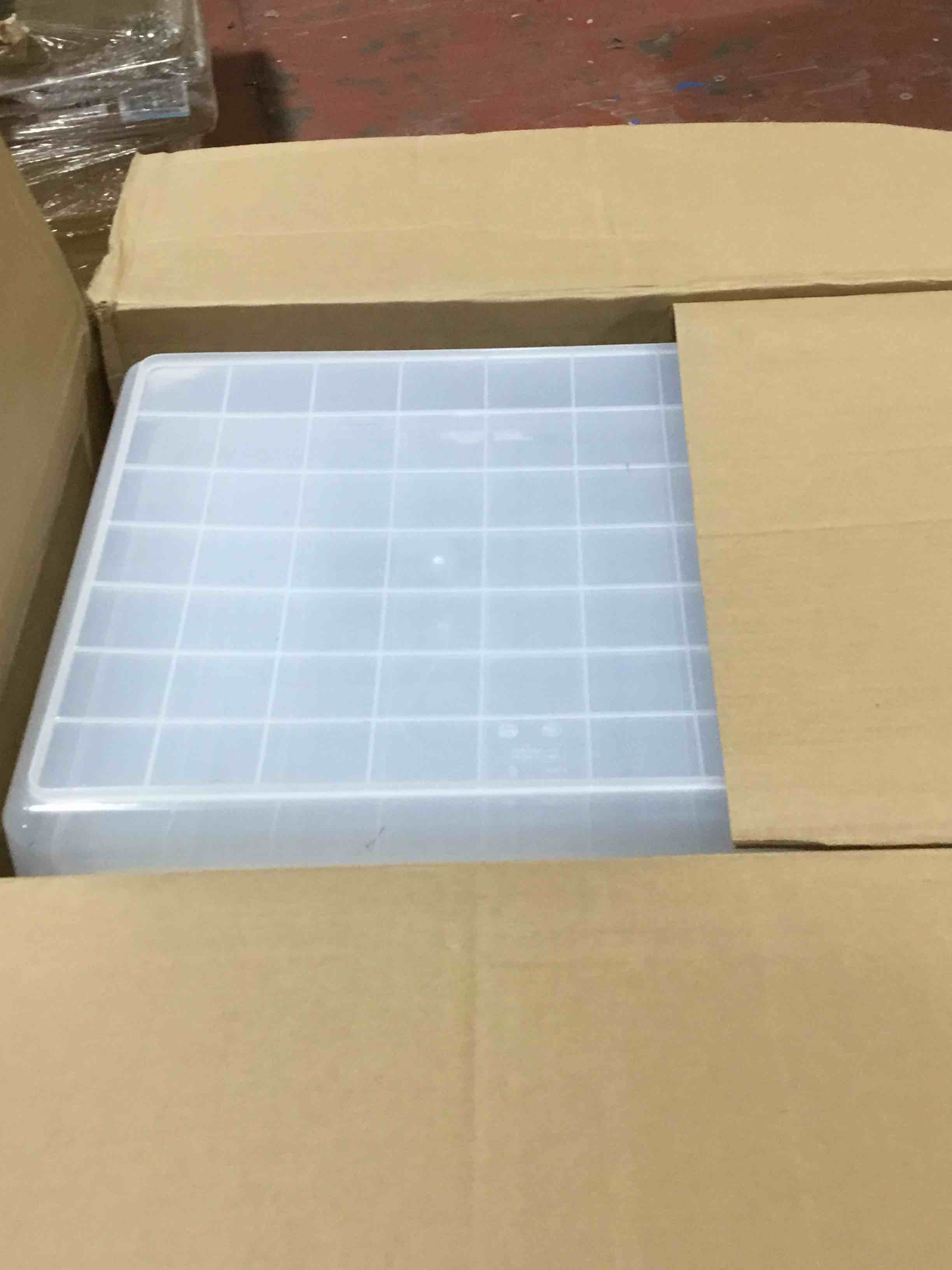 https://s3.amazonaws.com/lotting-images-prod/bidfta/BLU4197299_1703268024879.jpeg