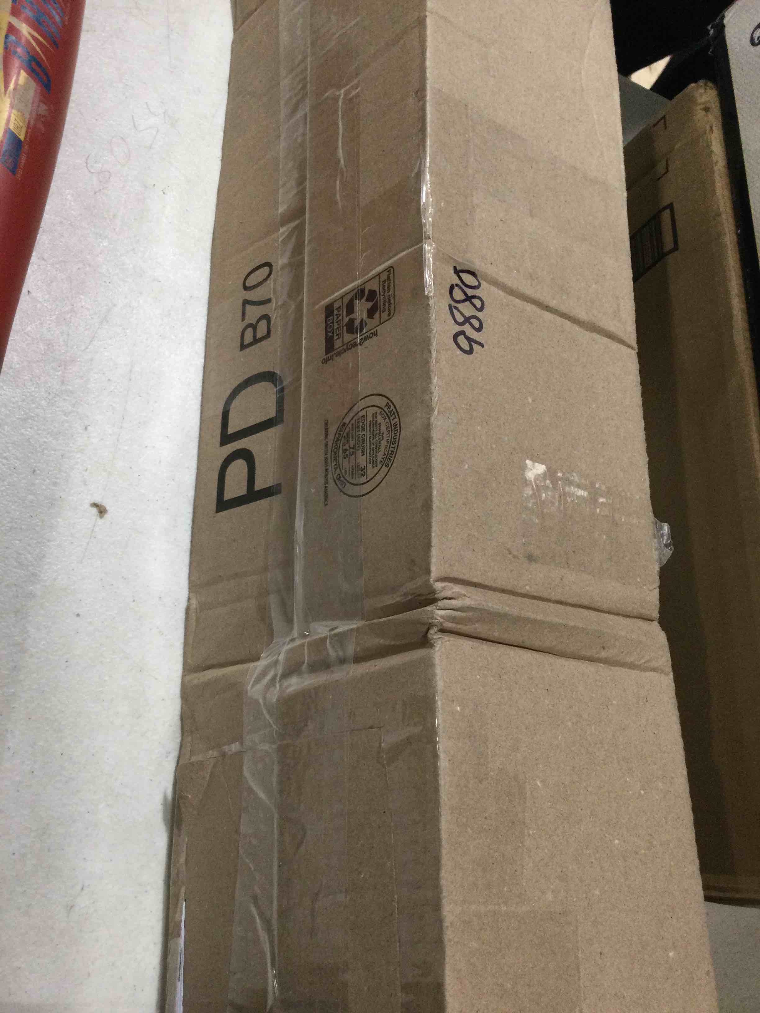 https://s3.amazonaws.com/lotting-images-prod/bidfta/BLU4202758_1709906173505.jpeg