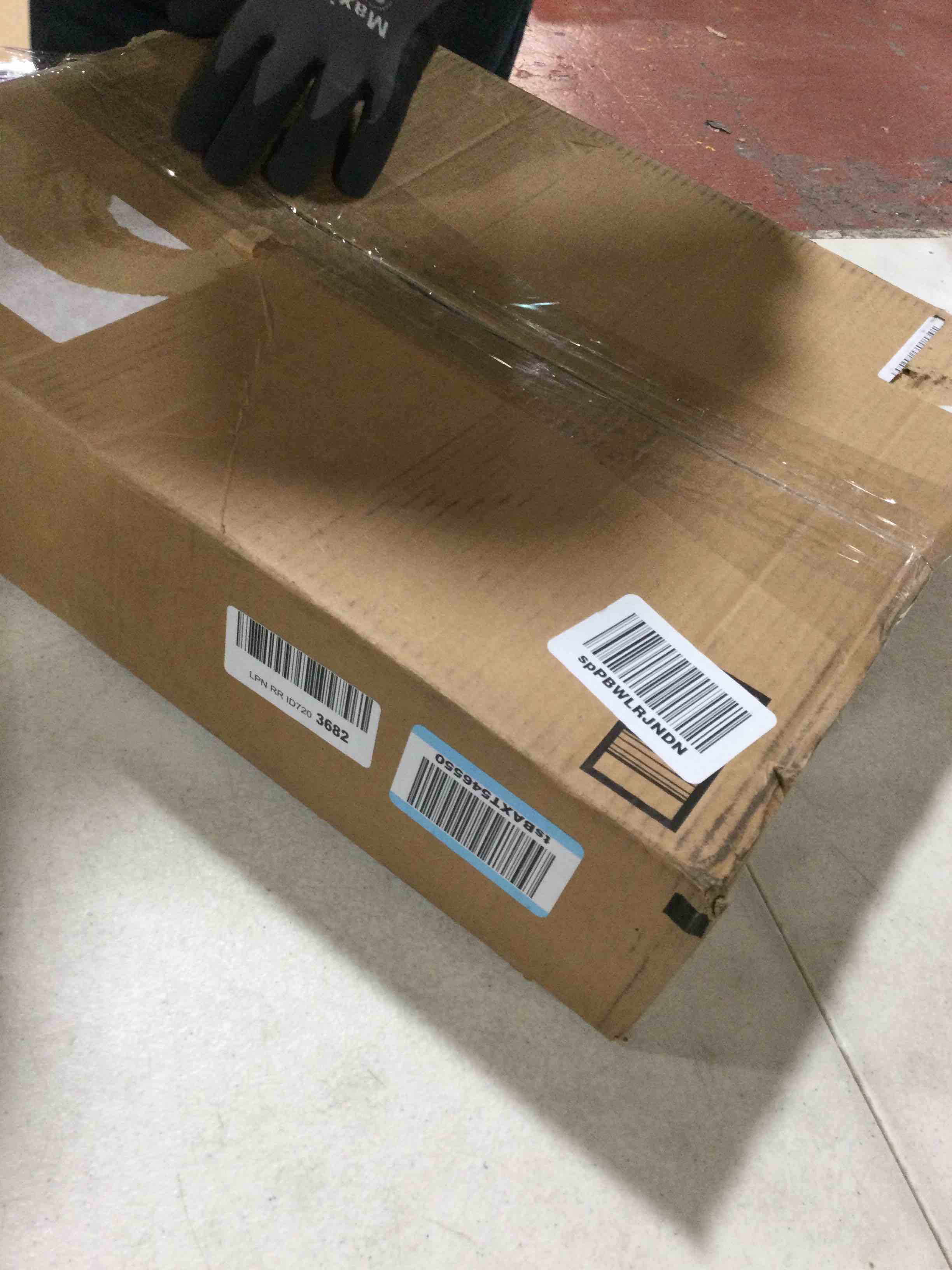 https://s3.amazonaws.com/lotting-images-prod/bidfta/BLU4202760_1709906511091.jpeg