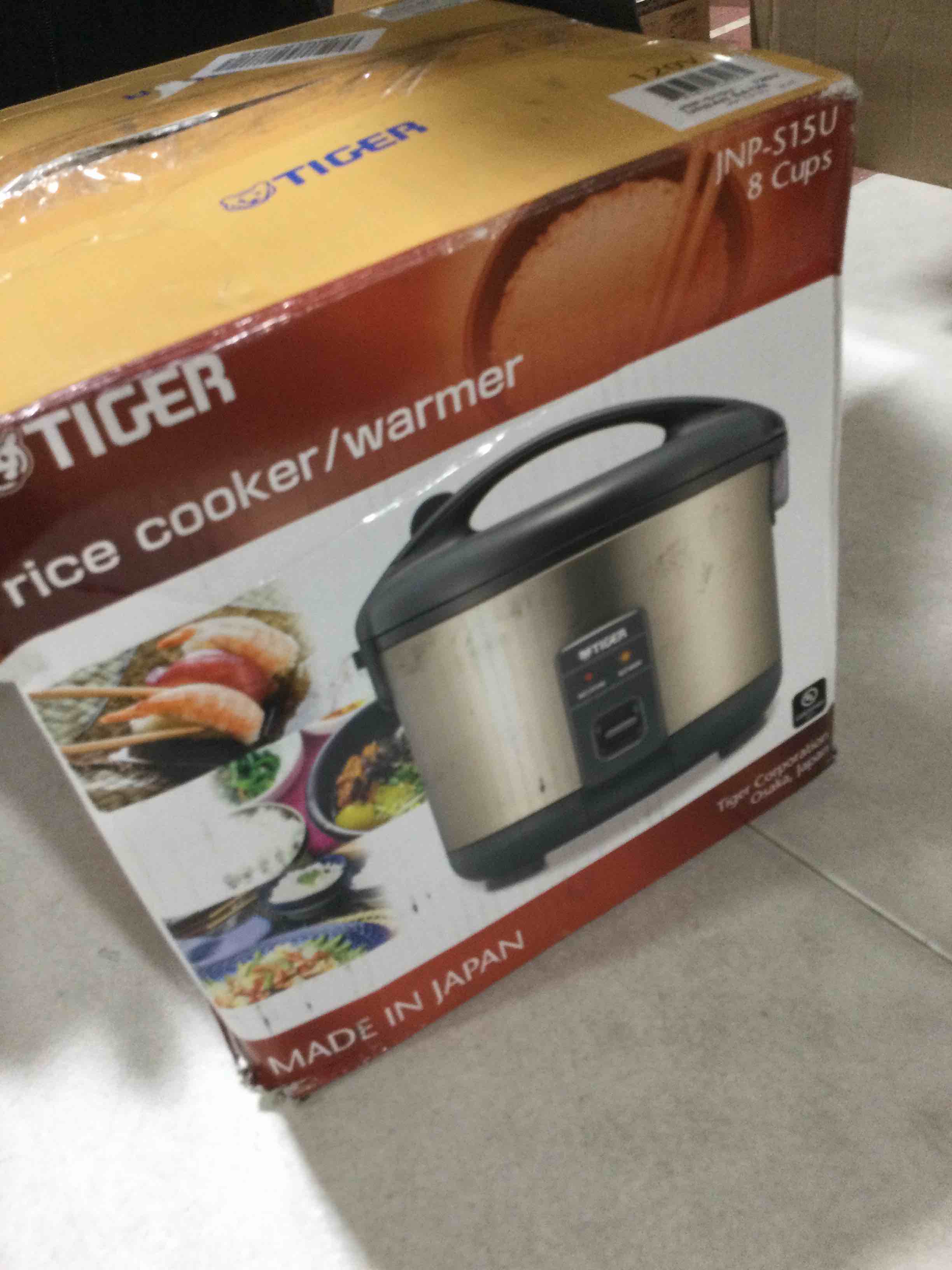 https://s3.amazonaws.com/lotting-images-prod/bidfta/BLU4202761_1709906637629.jpeg