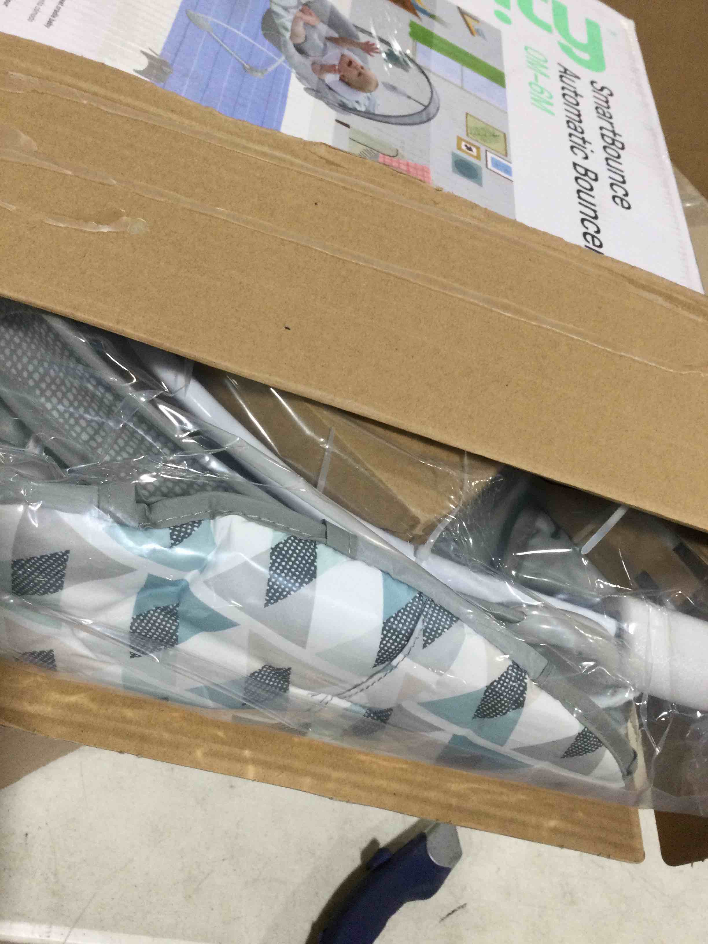 https://s3.amazonaws.com/lotting-images-prod/bidfta/BLU4202766_1709907685005.jpeg