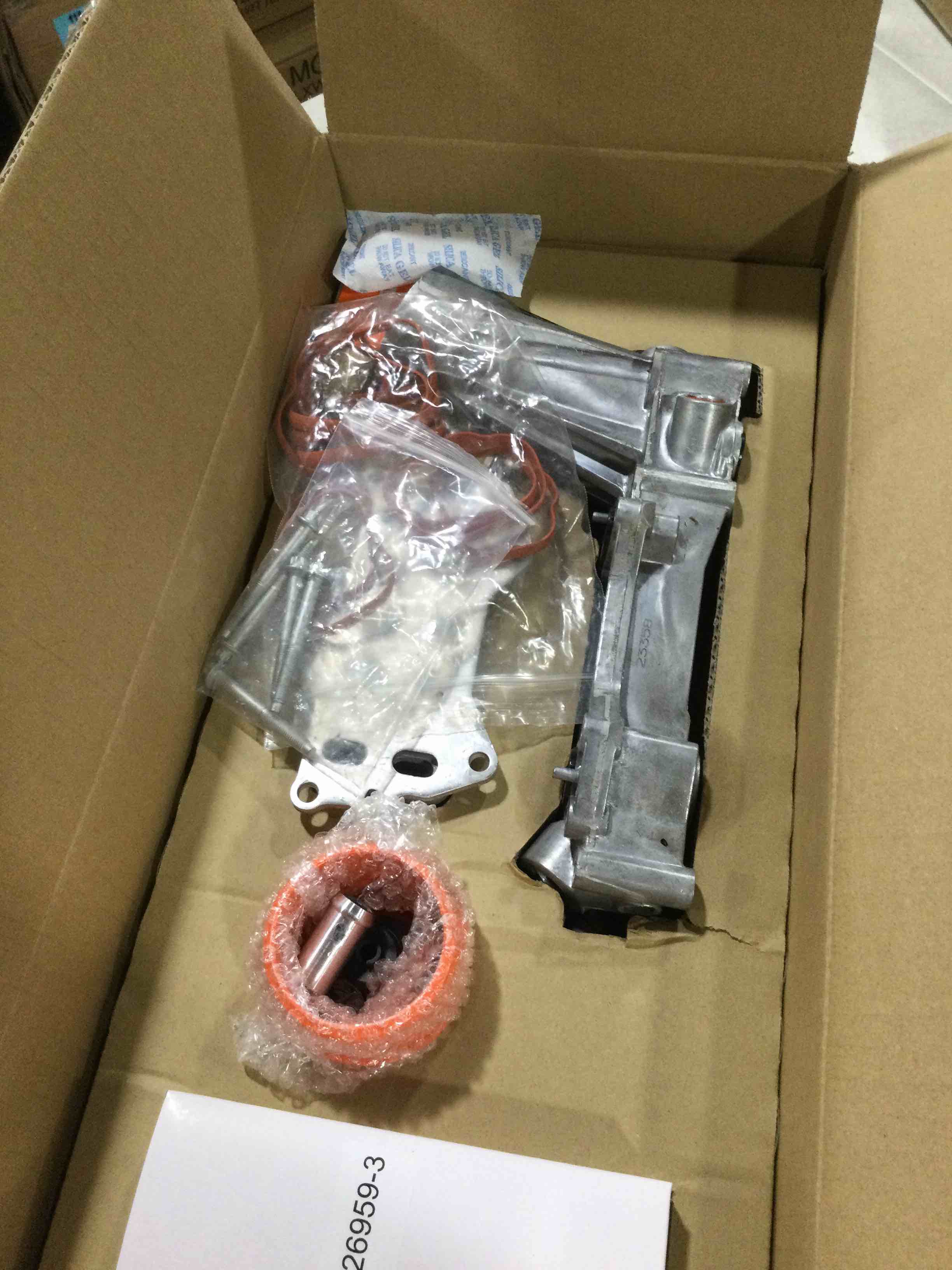 https://s3.amazonaws.com/lotting-images-prod/bidfta/BLU4202773_1709908860921.jpeg