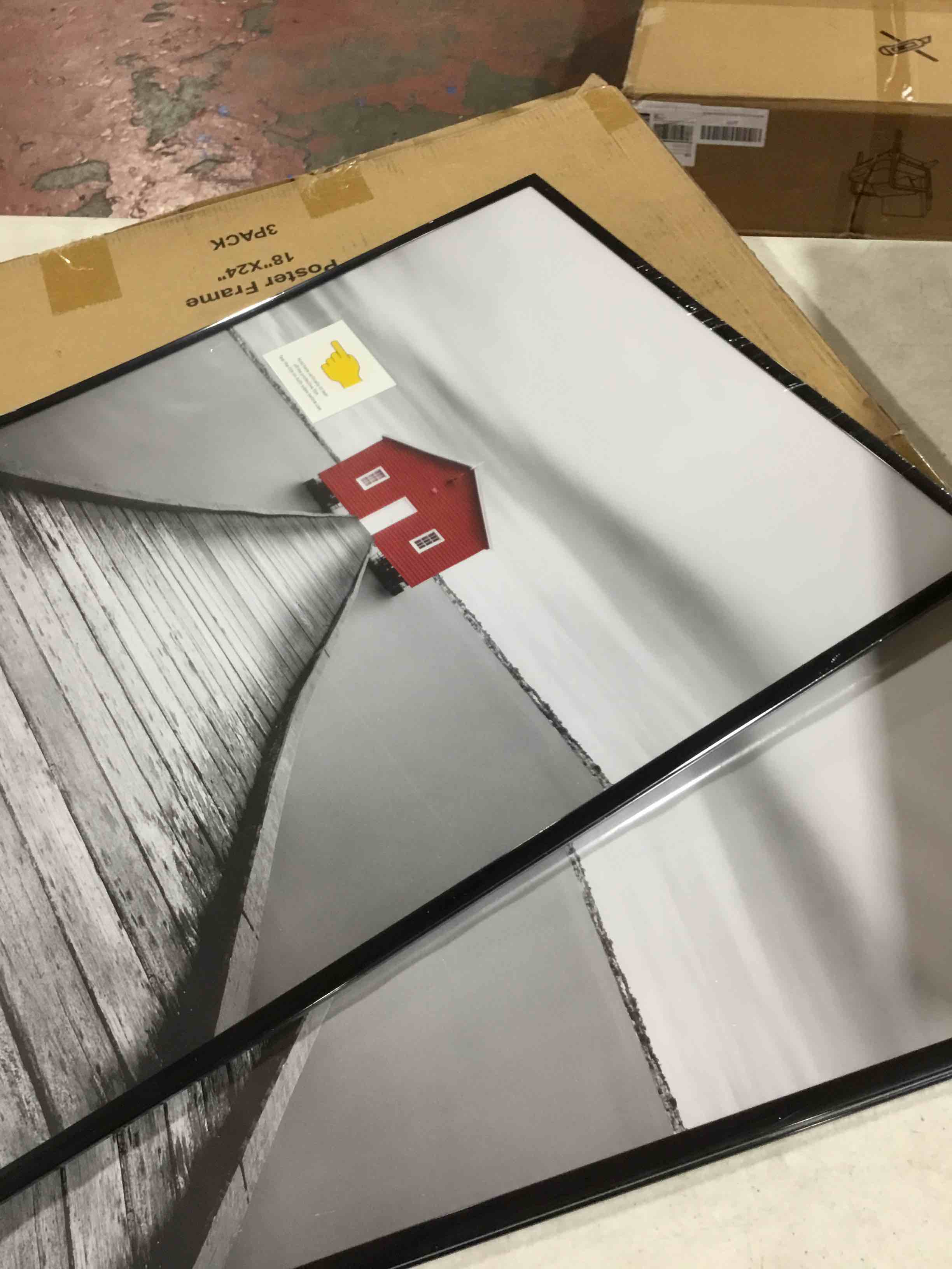 https://s3.amazonaws.com/lotting-images-prod/bidfta/BLU4202906_1710175051827.jpeg