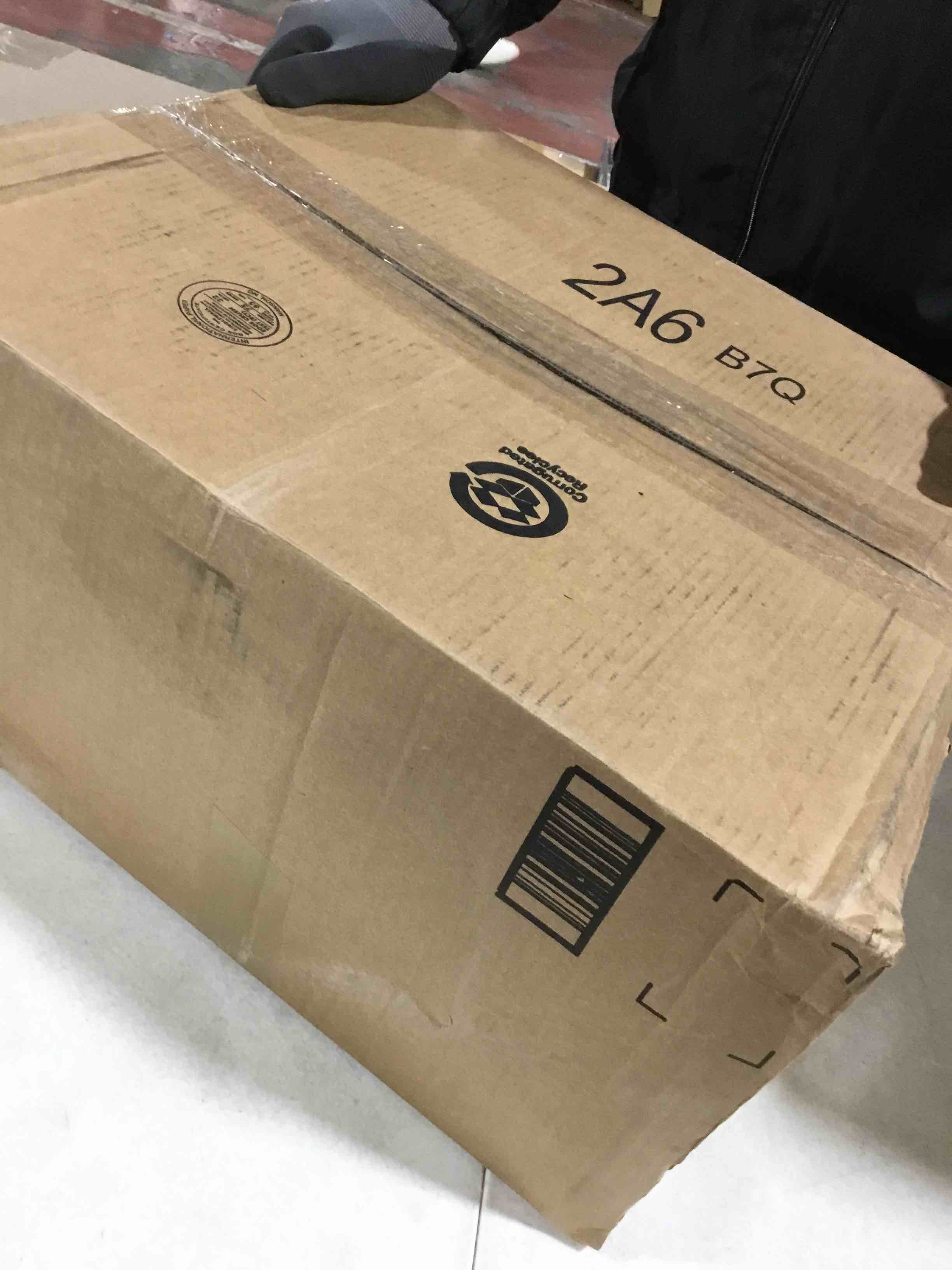 https://s3.amazonaws.com/lotting-images-prod/bidfta/BLU4202913_1710176709345.jpeg