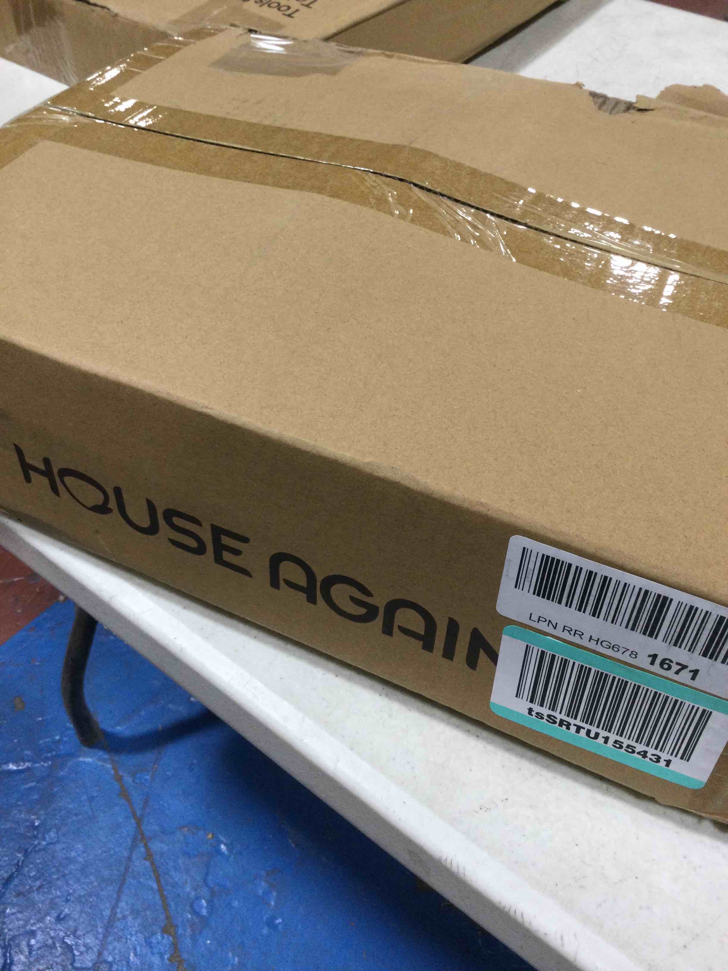 https://s3.amazonaws.com/lotting-images-prod/bidfta/BLU4203103_1710334913329.jpeg