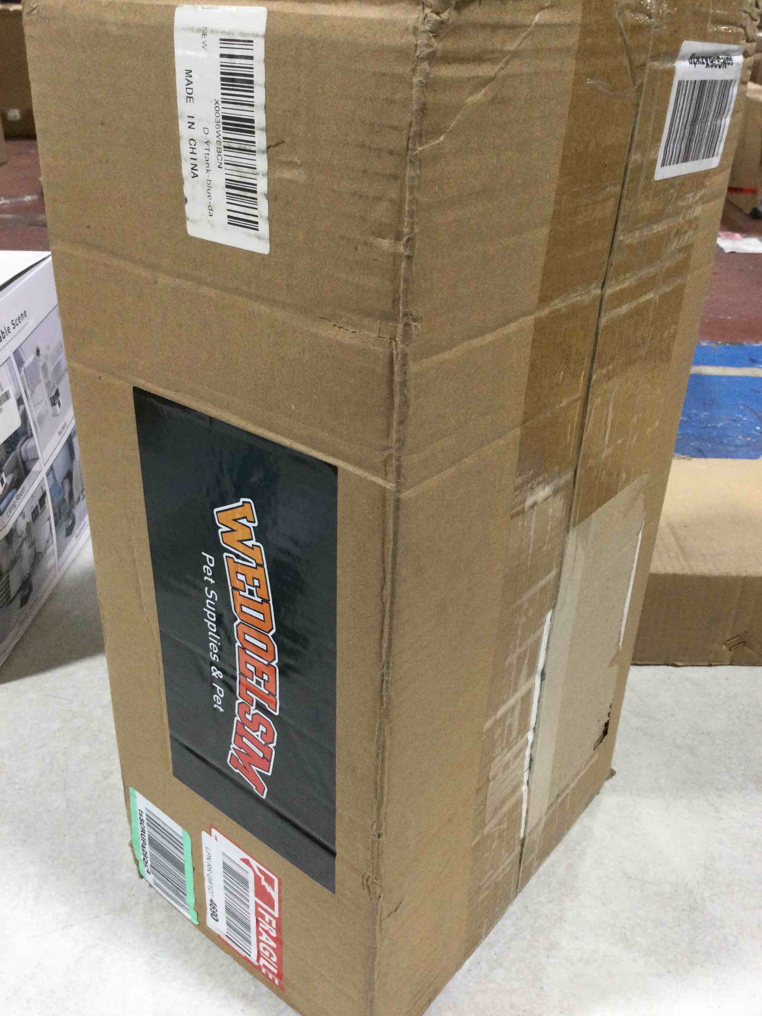 https://s3.amazonaws.com/lotting-images-prod/bidfta/BLU4203124_1710342938572.jpeg
