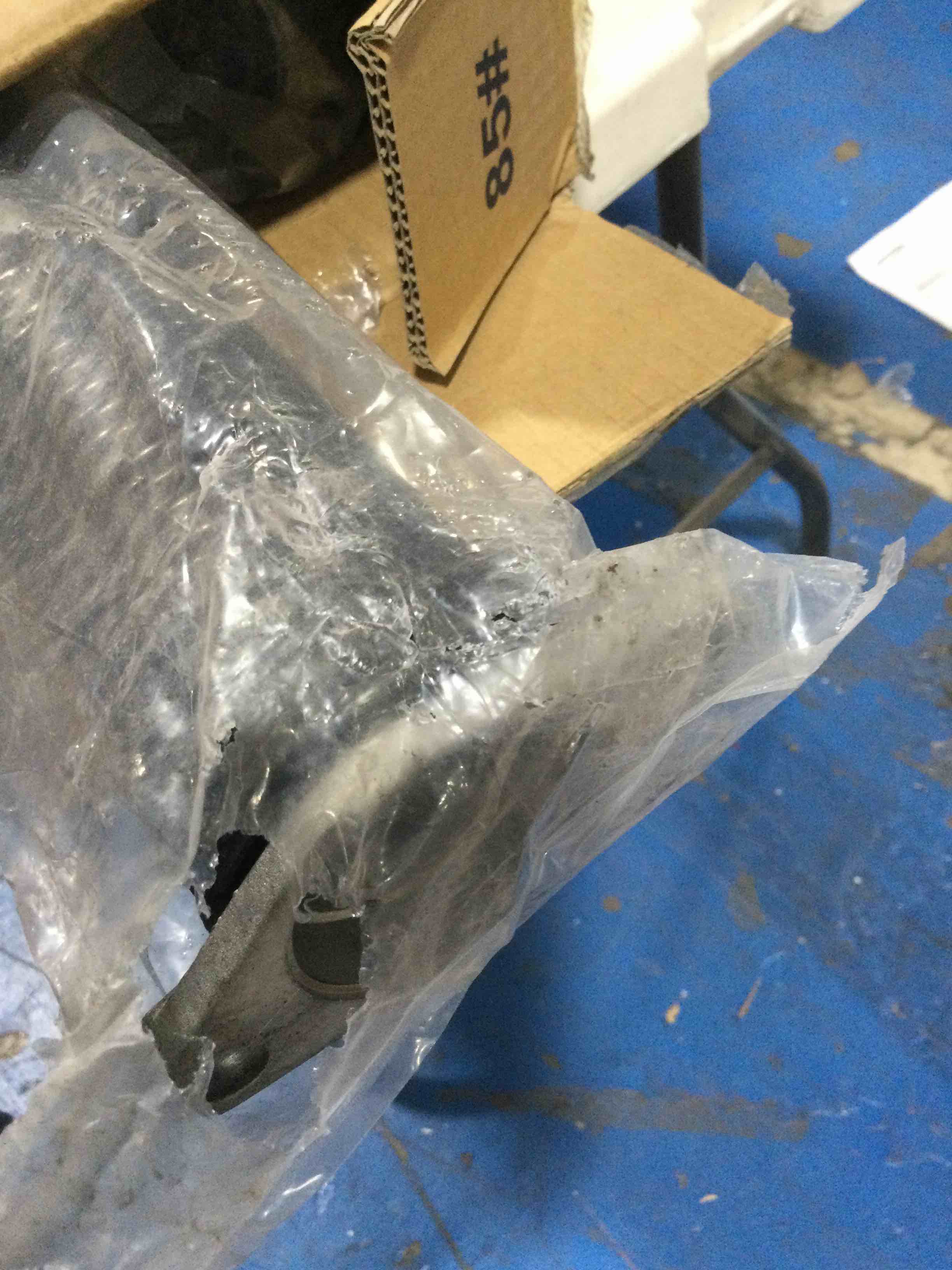 https://s3.amazonaws.com/lotting-images-prod/bidfta/BLU4203127_1710343683869.jpeg