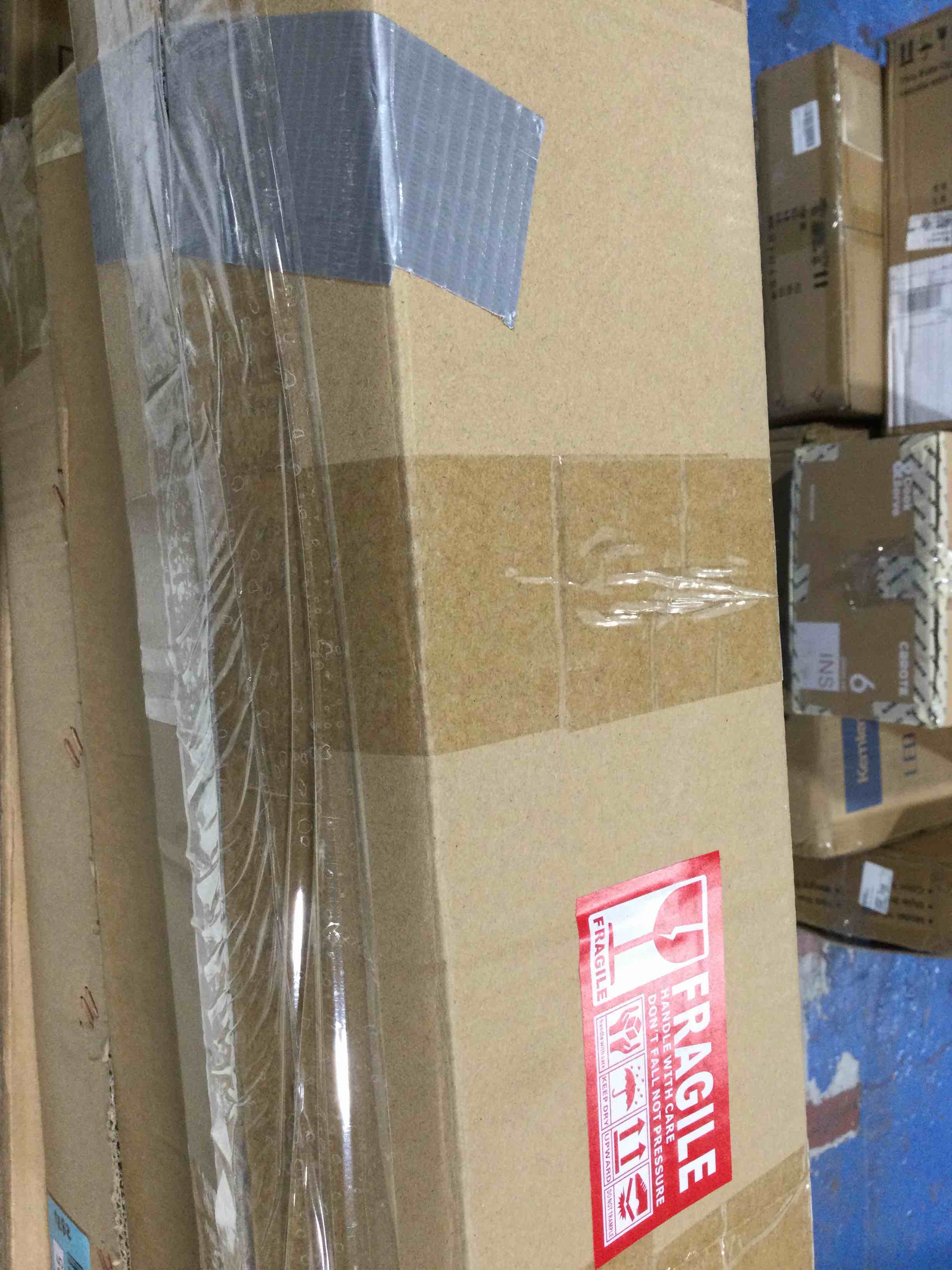 https://s3.amazonaws.com/lotting-images-prod/bidfta/BLU4203131_1710344312497.jpeg