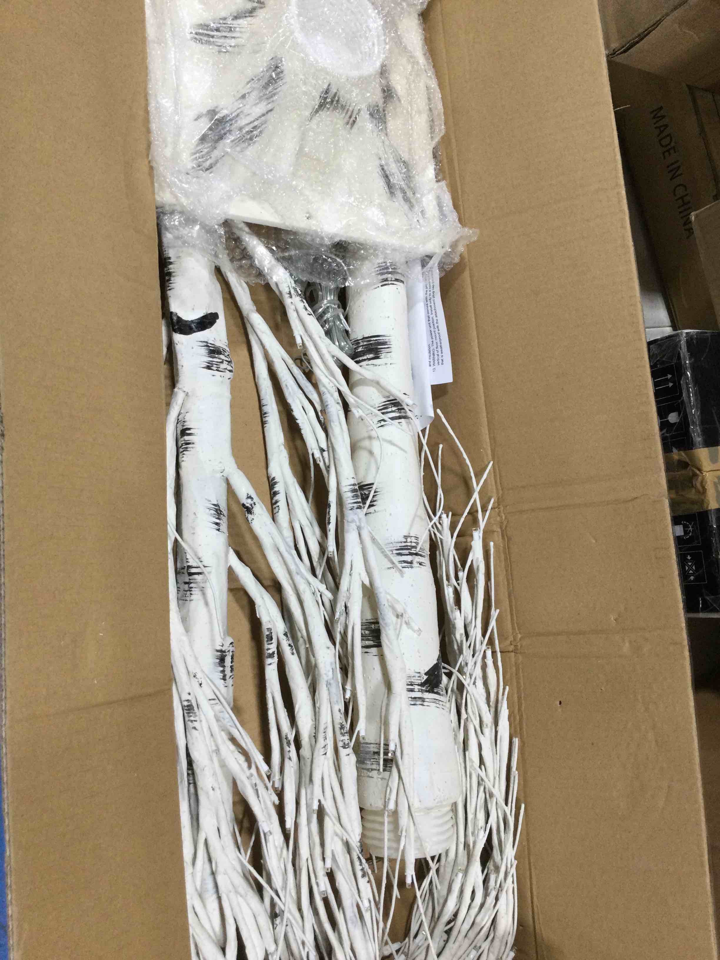https://s3.amazonaws.com/lotting-images-prod/bidfta/BLU4203133_1710345106427.jpeg
