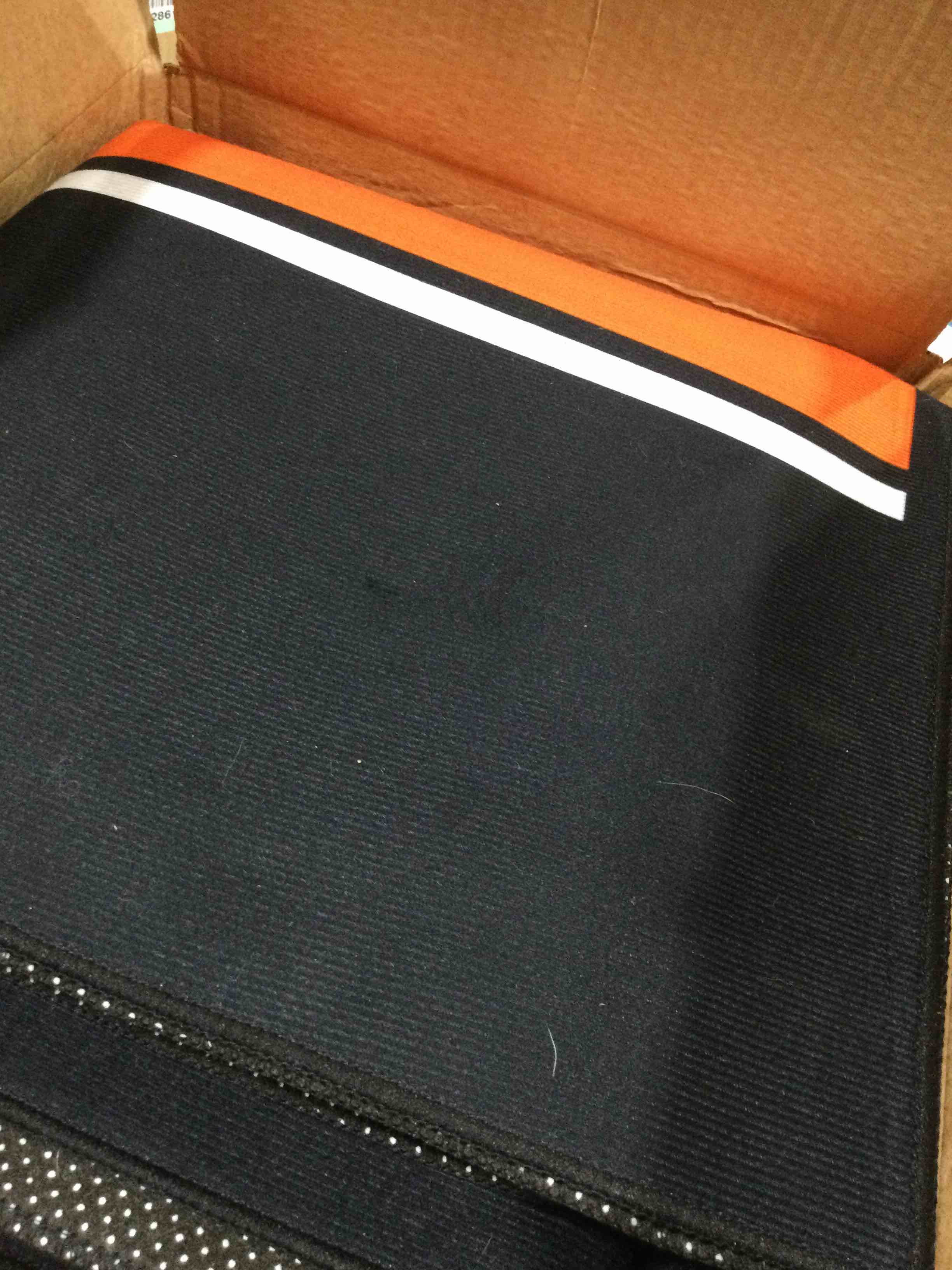 https://s3.amazonaws.com/lotting-images-prod/bidfta/BLU4203145_1710351858709.jpeg