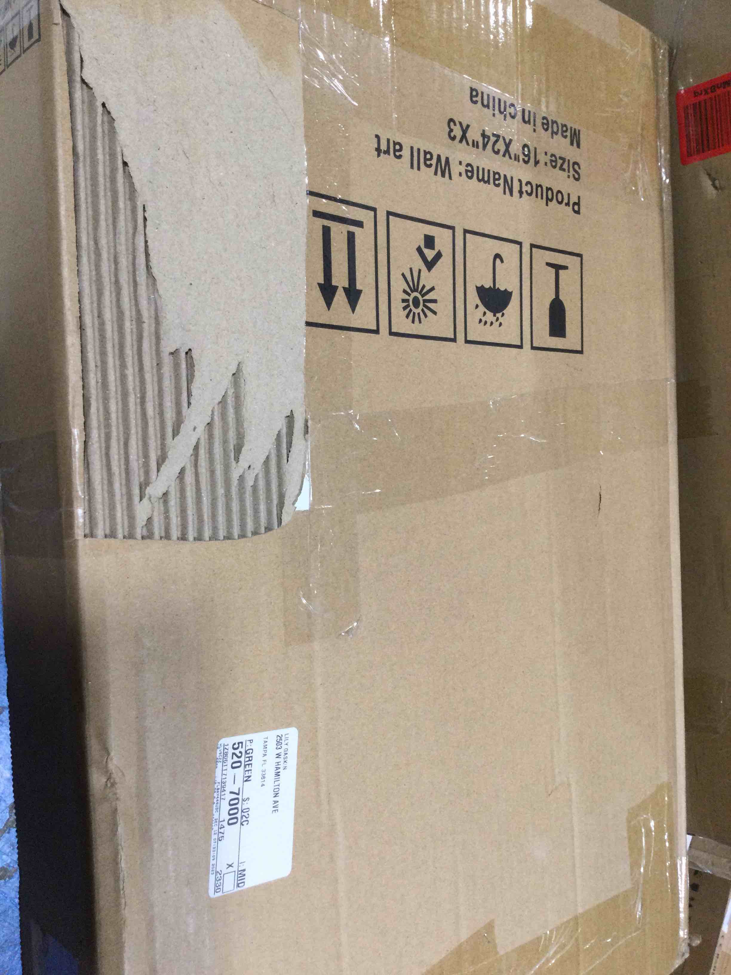 https://s3.amazonaws.com/lotting-images-prod/bidfta/BLU4203149_1710352456882.jpeg