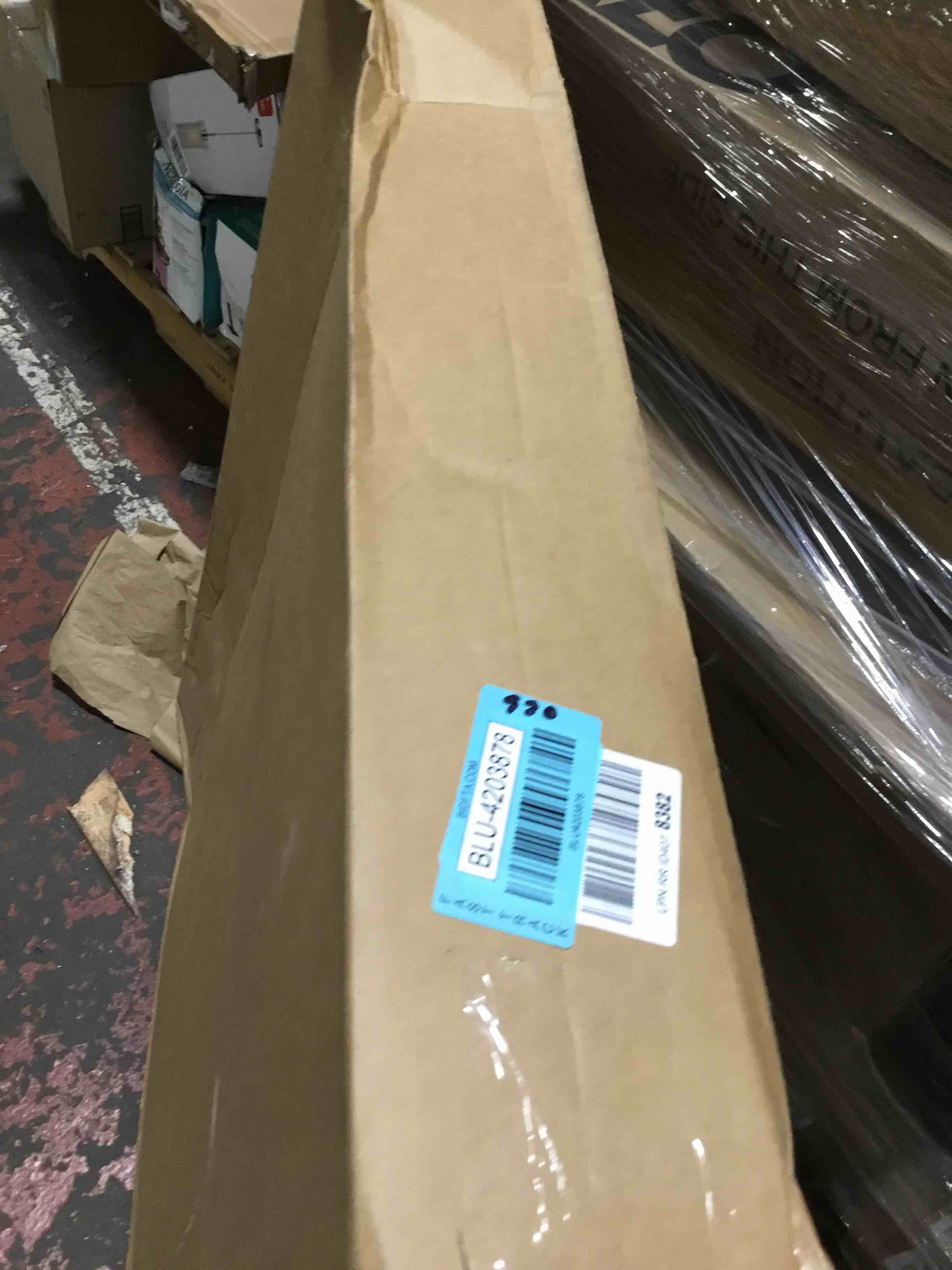 https://s3.amazonaws.com/lotting-images-prod/bidfta/BLU4203878_1708965751467.jpeg