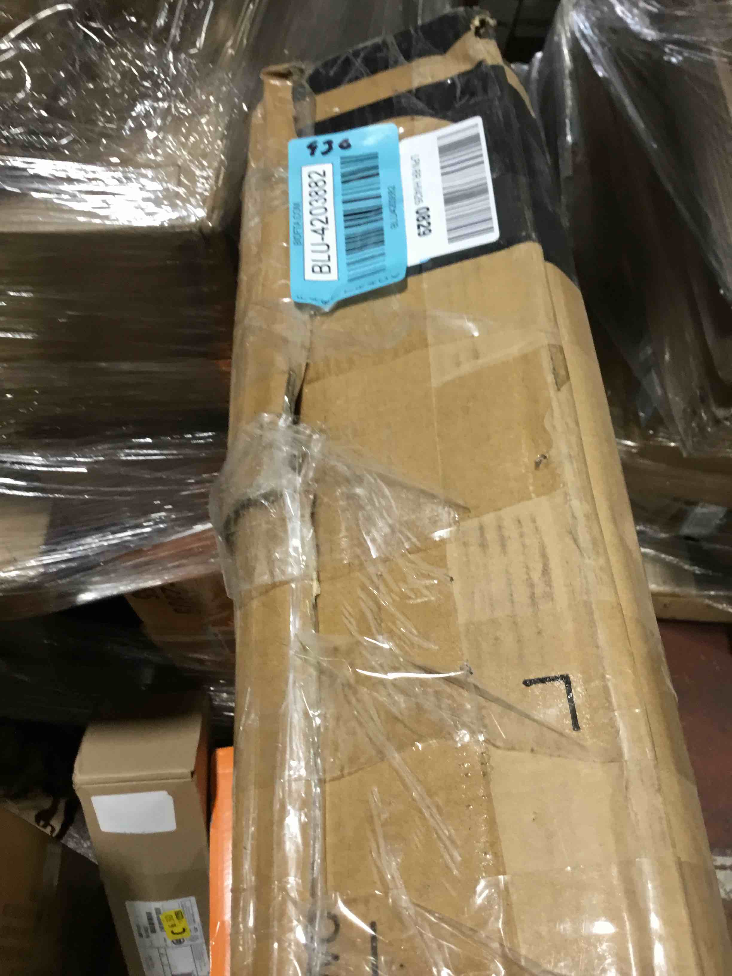 https://s3.amazonaws.com/lotting-images-prod/bidfta/BLU4203882_1708966387719.jpeg