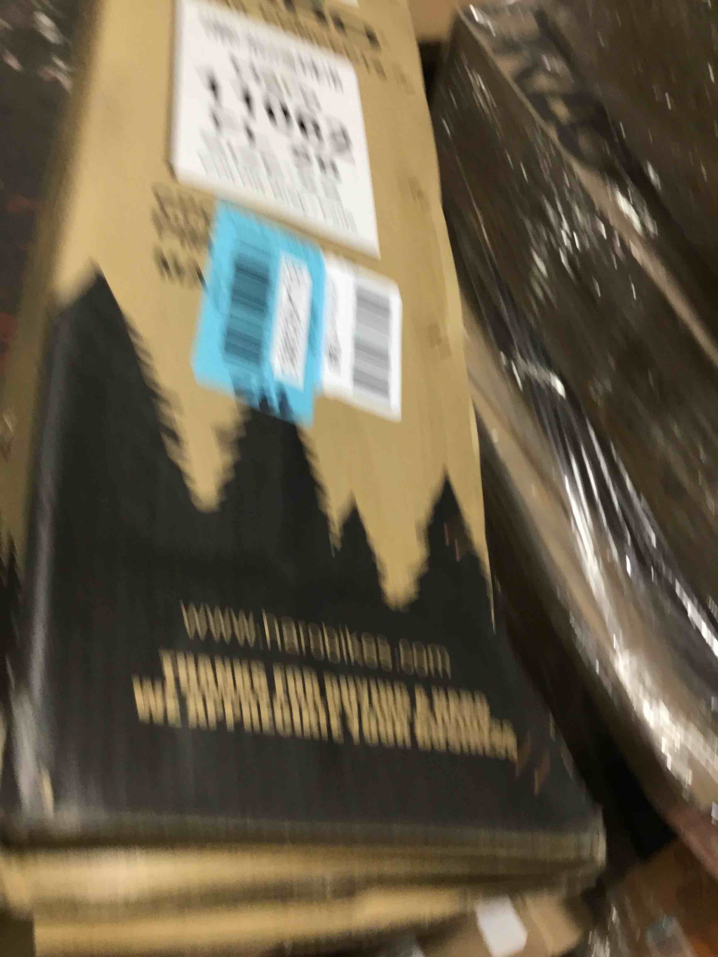 https://s3.amazonaws.com/lotting-images-prod/bidfta/BLU4203883_1708966589542.jpeg