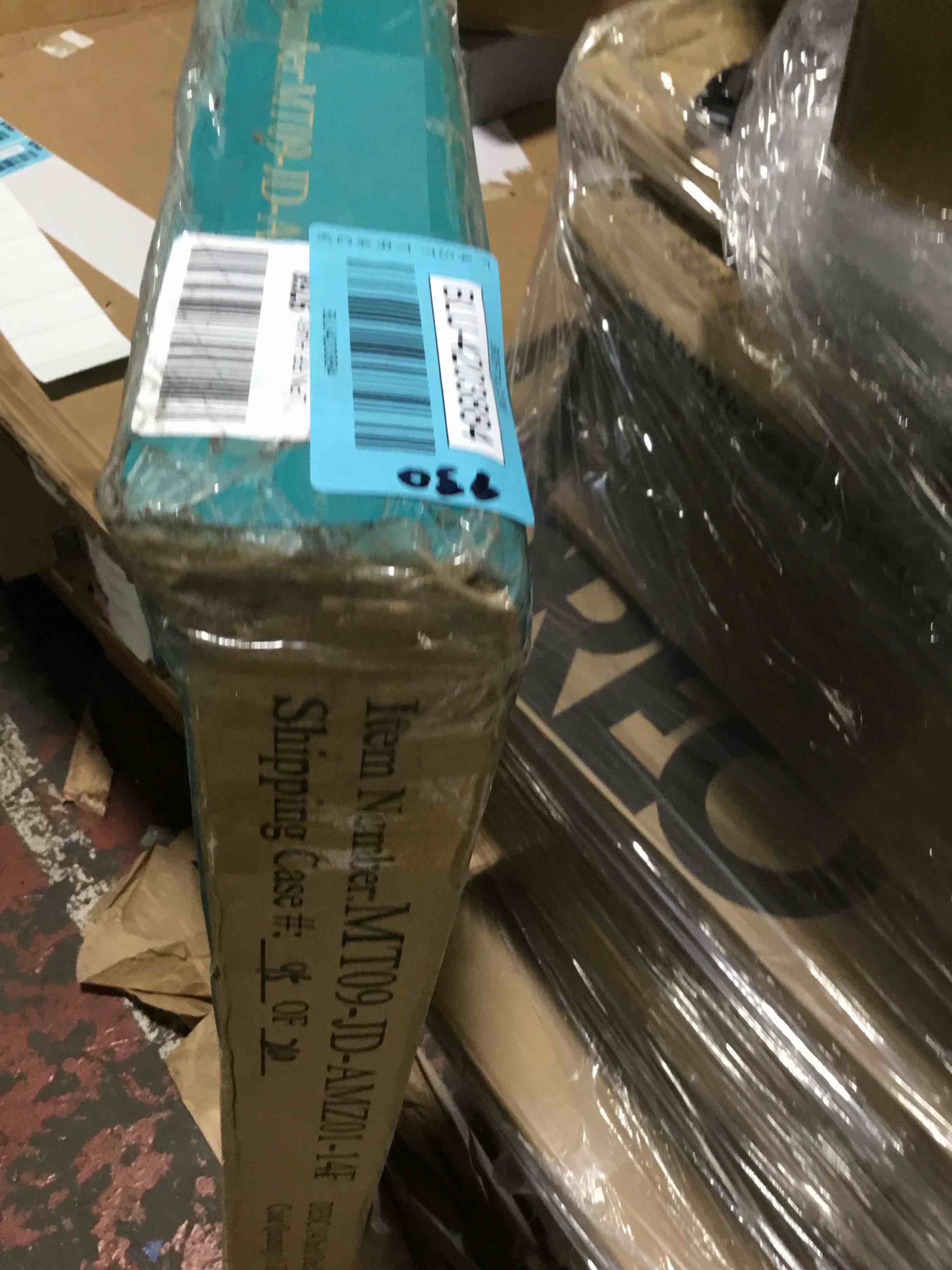 https://s3.amazonaws.com/lotting-images-prod/bidfta/BLU4203884_1708966689168.jpeg