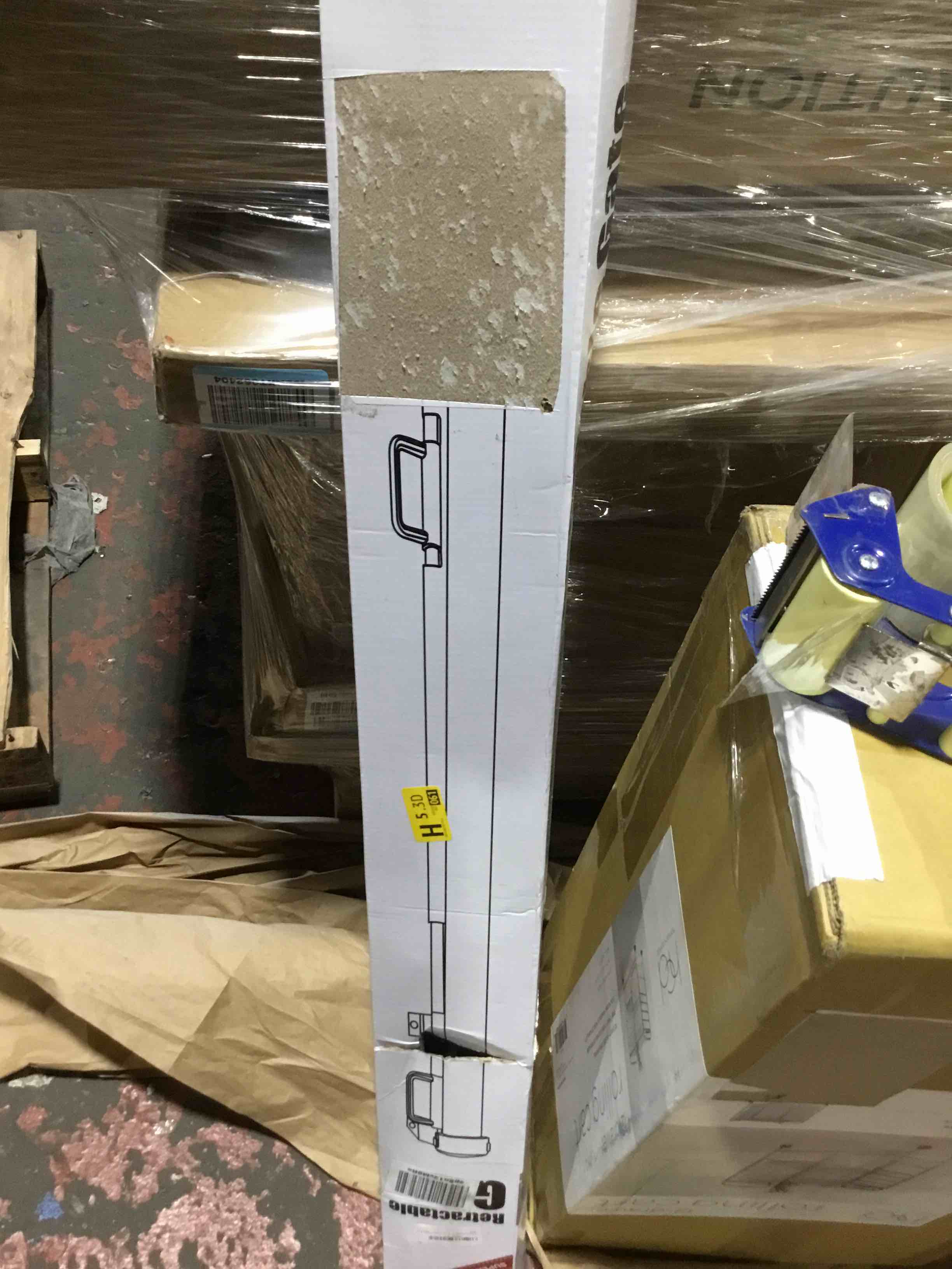 https://s3.amazonaws.com/lotting-images-prod/bidfta/BLU4203890_1708971130965.jpeg