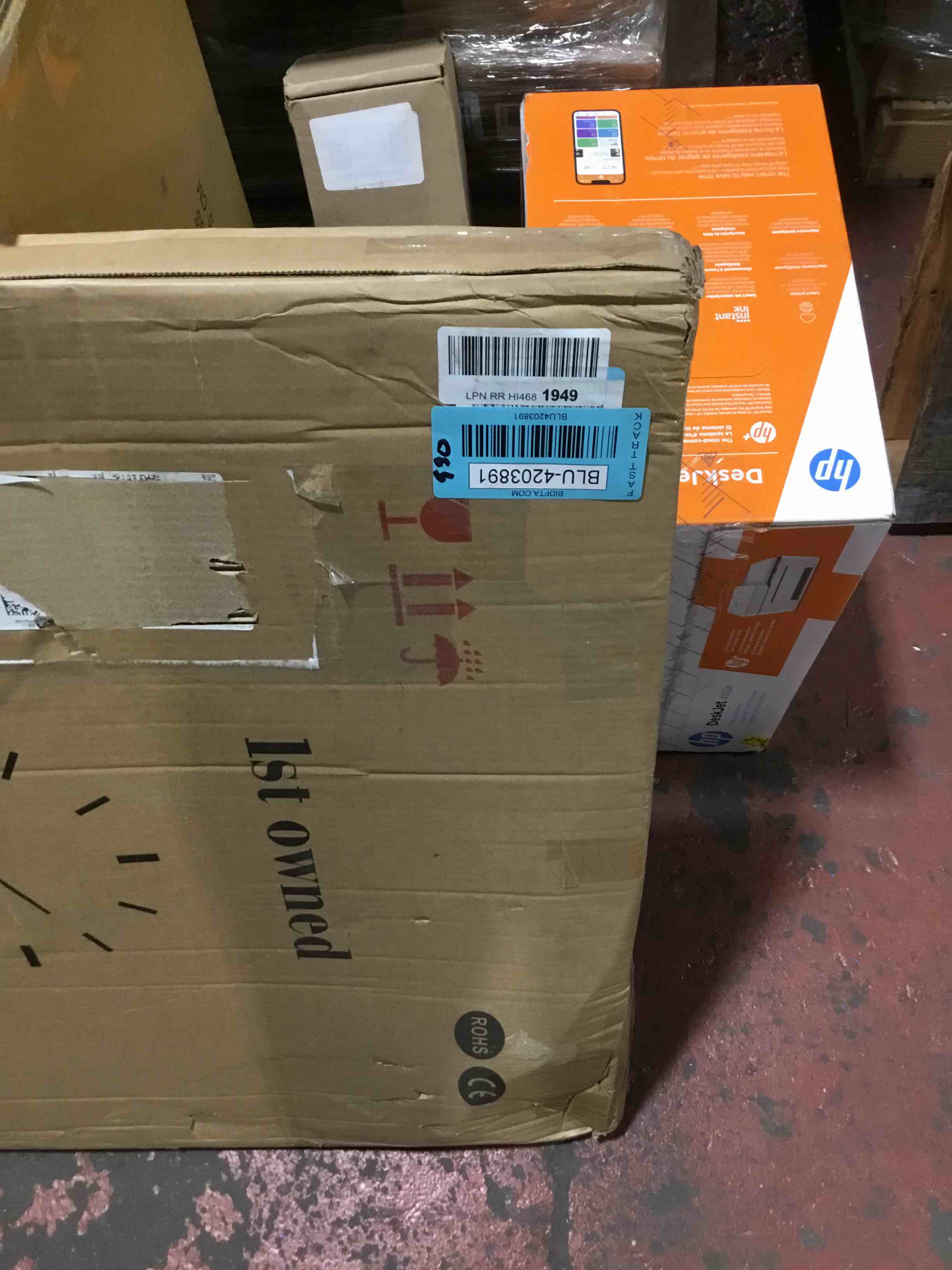 https://s3.amazonaws.com/lotting-images-prod/bidfta/BLU4203891_1708971267591.jpeg