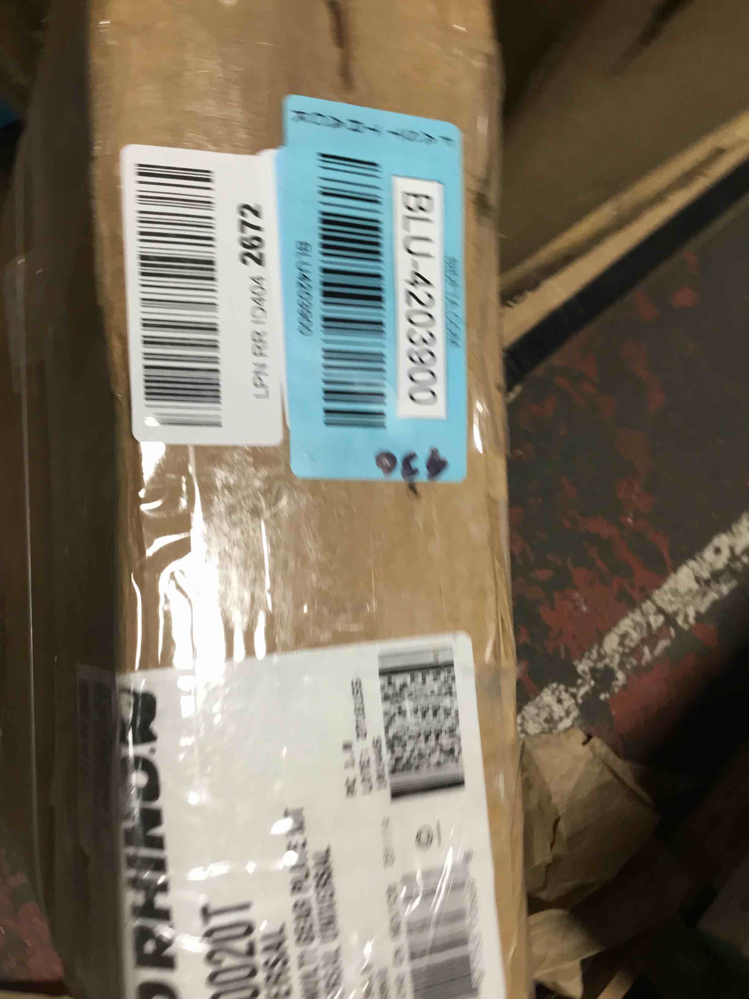 https://s3.amazonaws.com/lotting-images-prod/bidfta/BLU4203900_1708973184495.jpeg