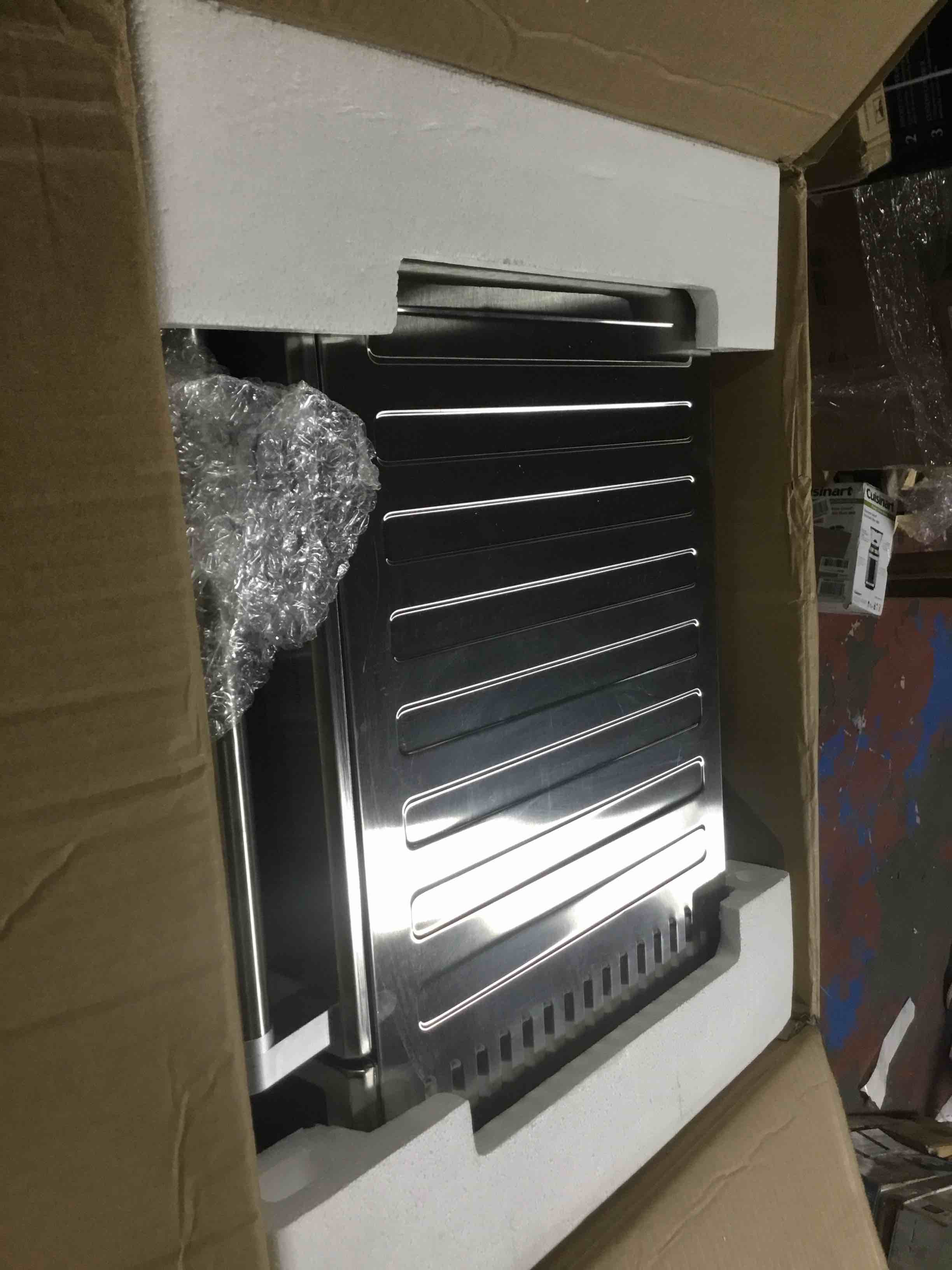 https://s3.amazonaws.com/lotting-images-prod/bidfta/BLU4205305_1708448258274.jpeg