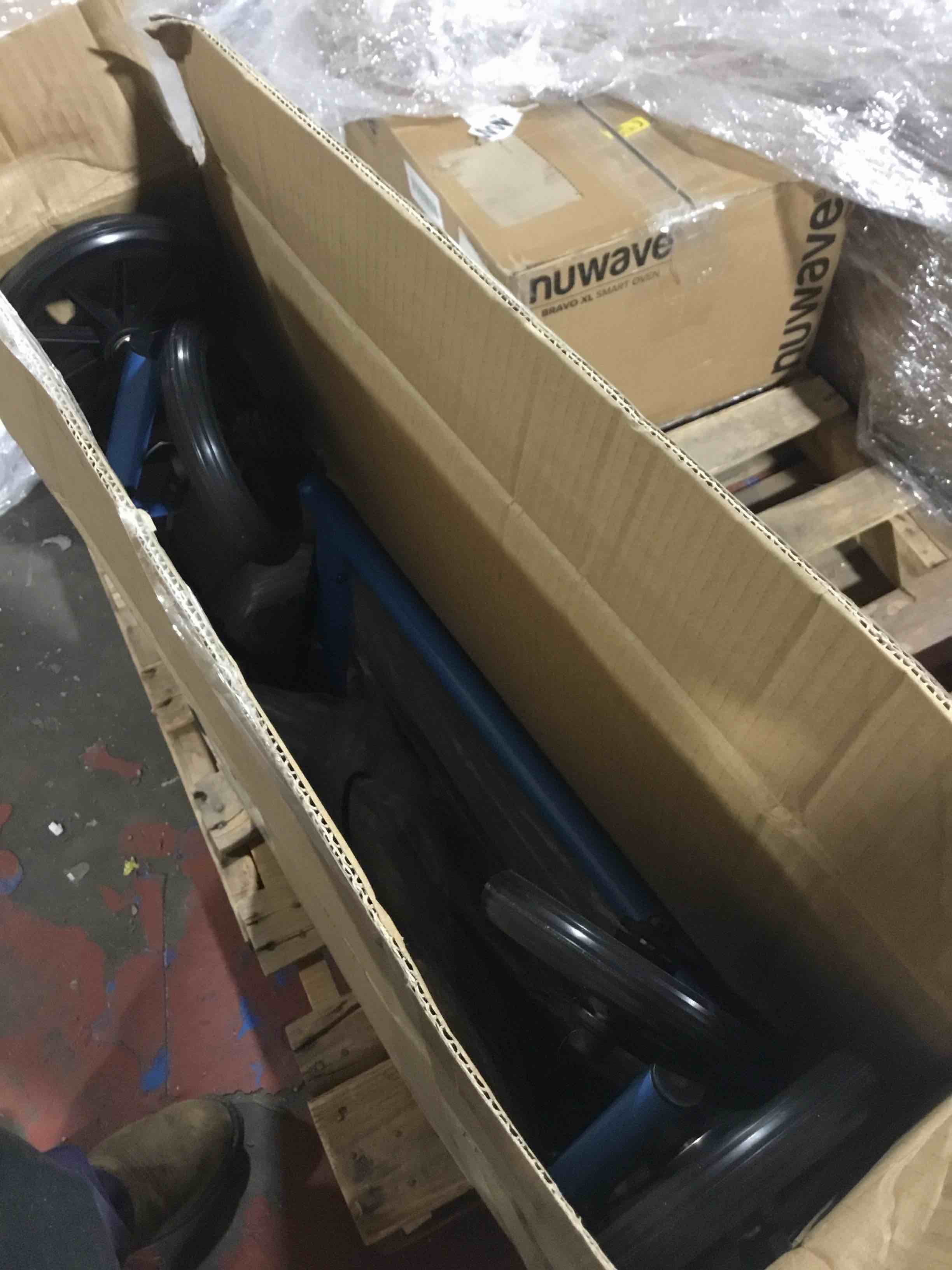 https://s3.amazonaws.com/lotting-images-prod/bidfta/BLU4205307_1708448064106.jpeg