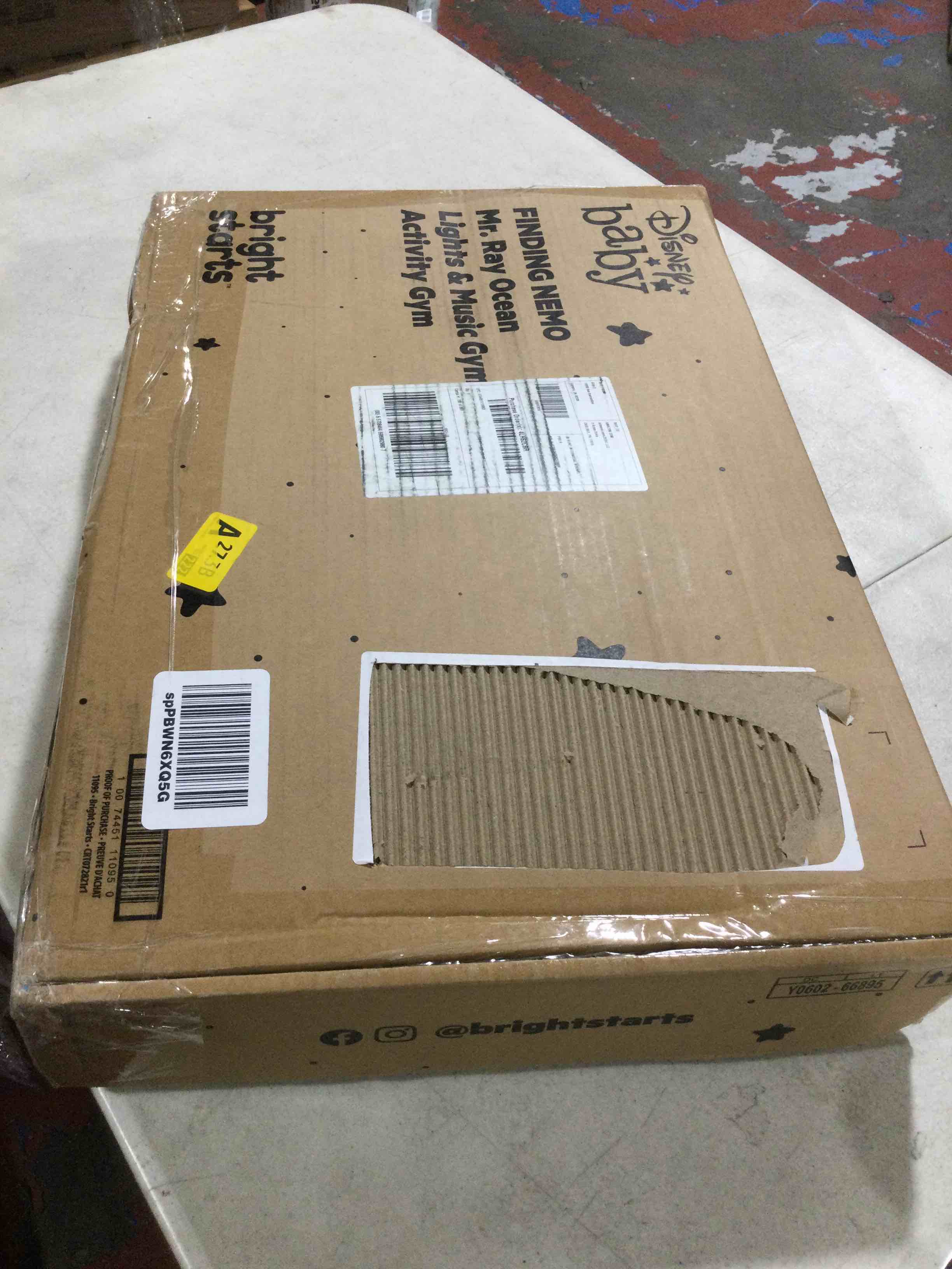 https://s3.amazonaws.com/lotting-images-prod/bidfta/BLU4205321_1708446109133.jpeg