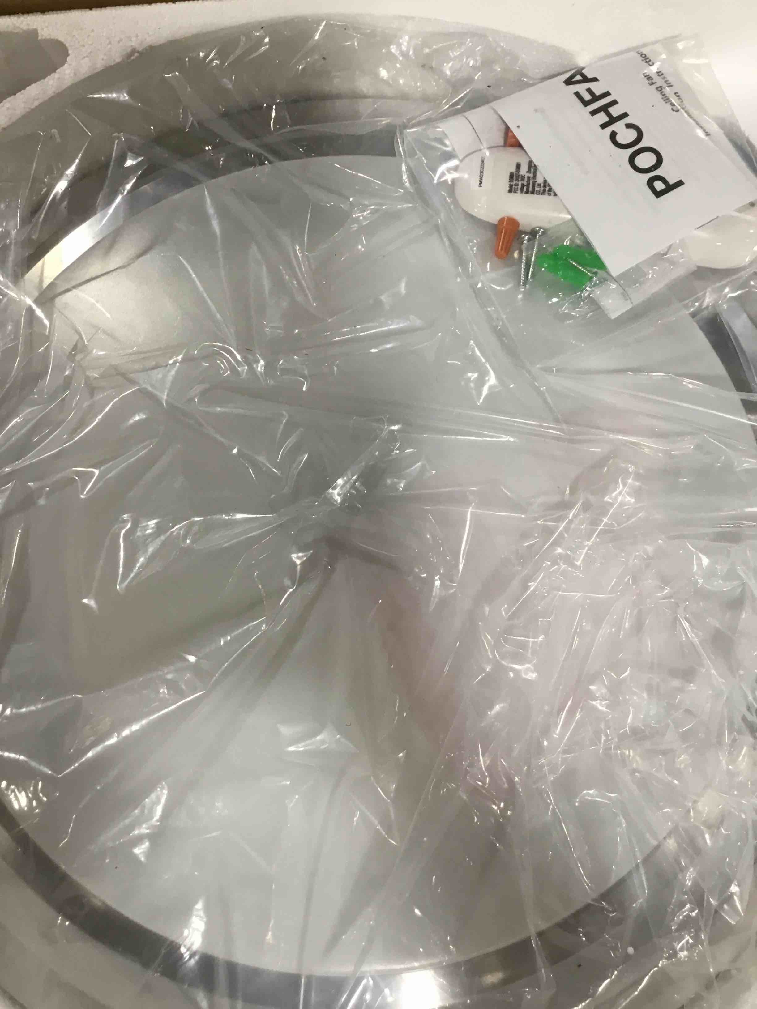https://s3.amazonaws.com/lotting-images-prod/bidfta/BLU4205531_1708631204013.jpeg