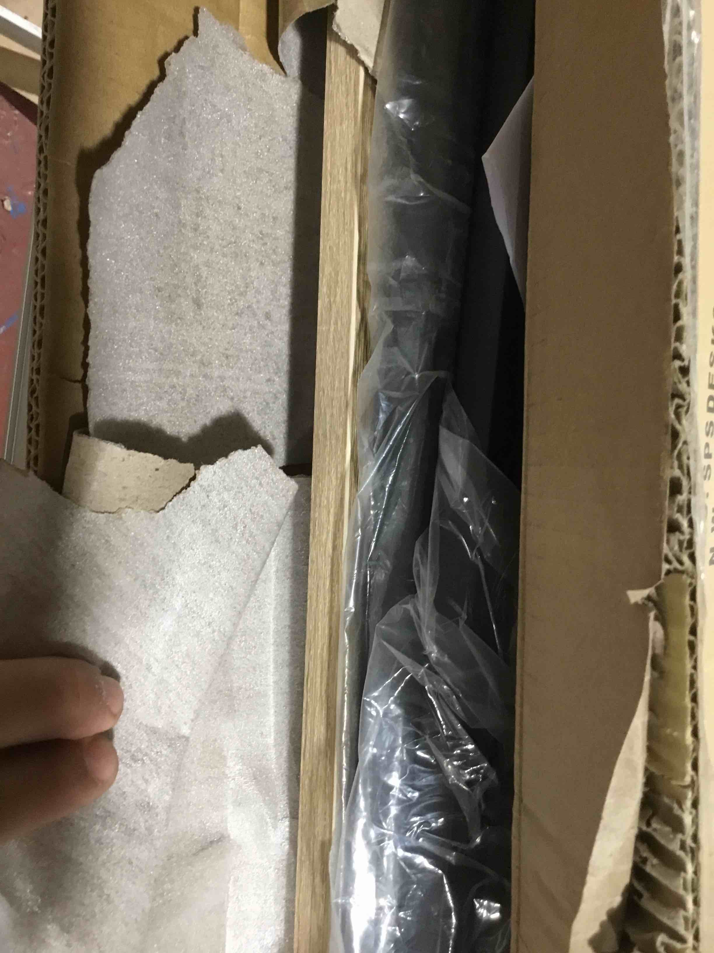 https://s3.amazonaws.com/lotting-images-prod/bidfta/BLU4205539_1708632708924.jpeg