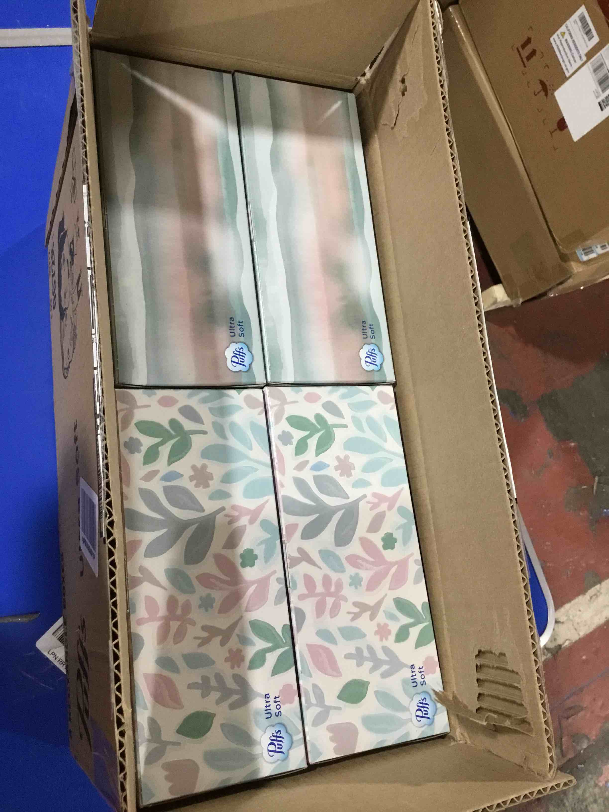 https://s3.amazonaws.com/lotting-images-prod/bidfta/BLU4205941_1709045883905.jpeg