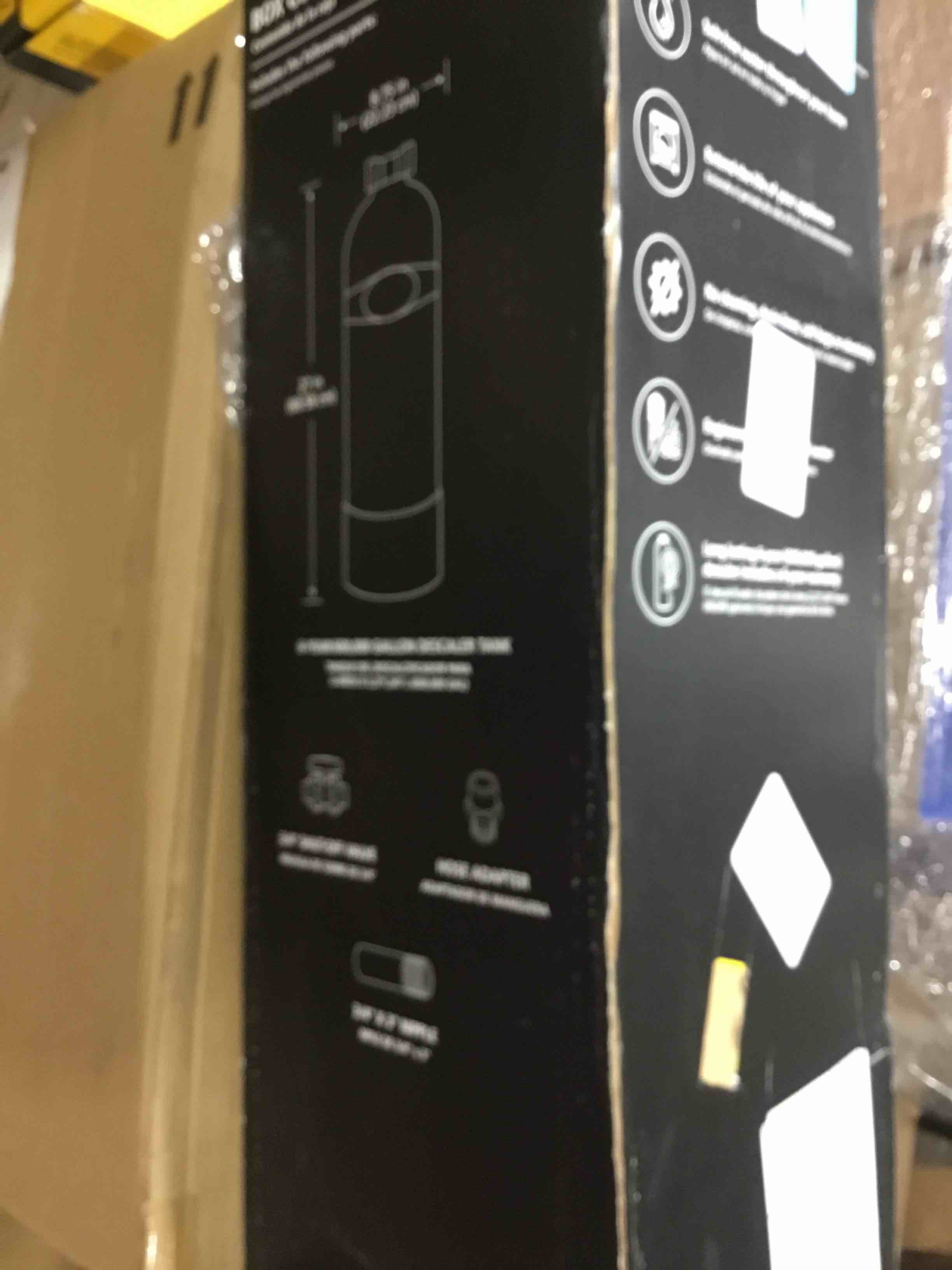 https://s3.amazonaws.com/lotting-images-prod/bidfta/BLU4206290_1709159640039.jpeg