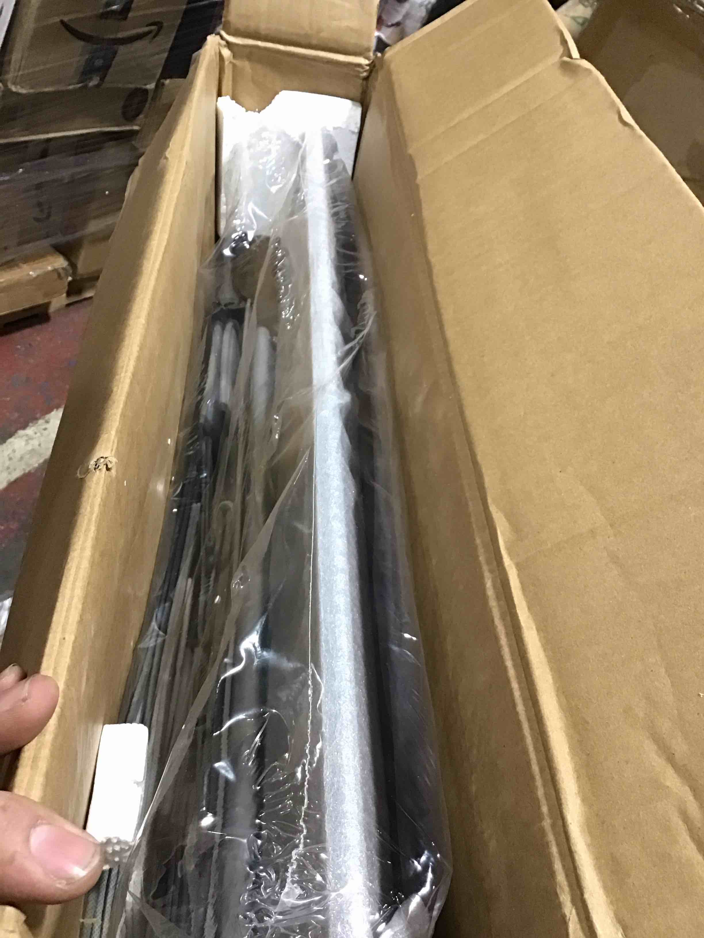 https://s3.amazonaws.com/lotting-images-prod/bidfta/BLU4207654_1706549597793.jpeg