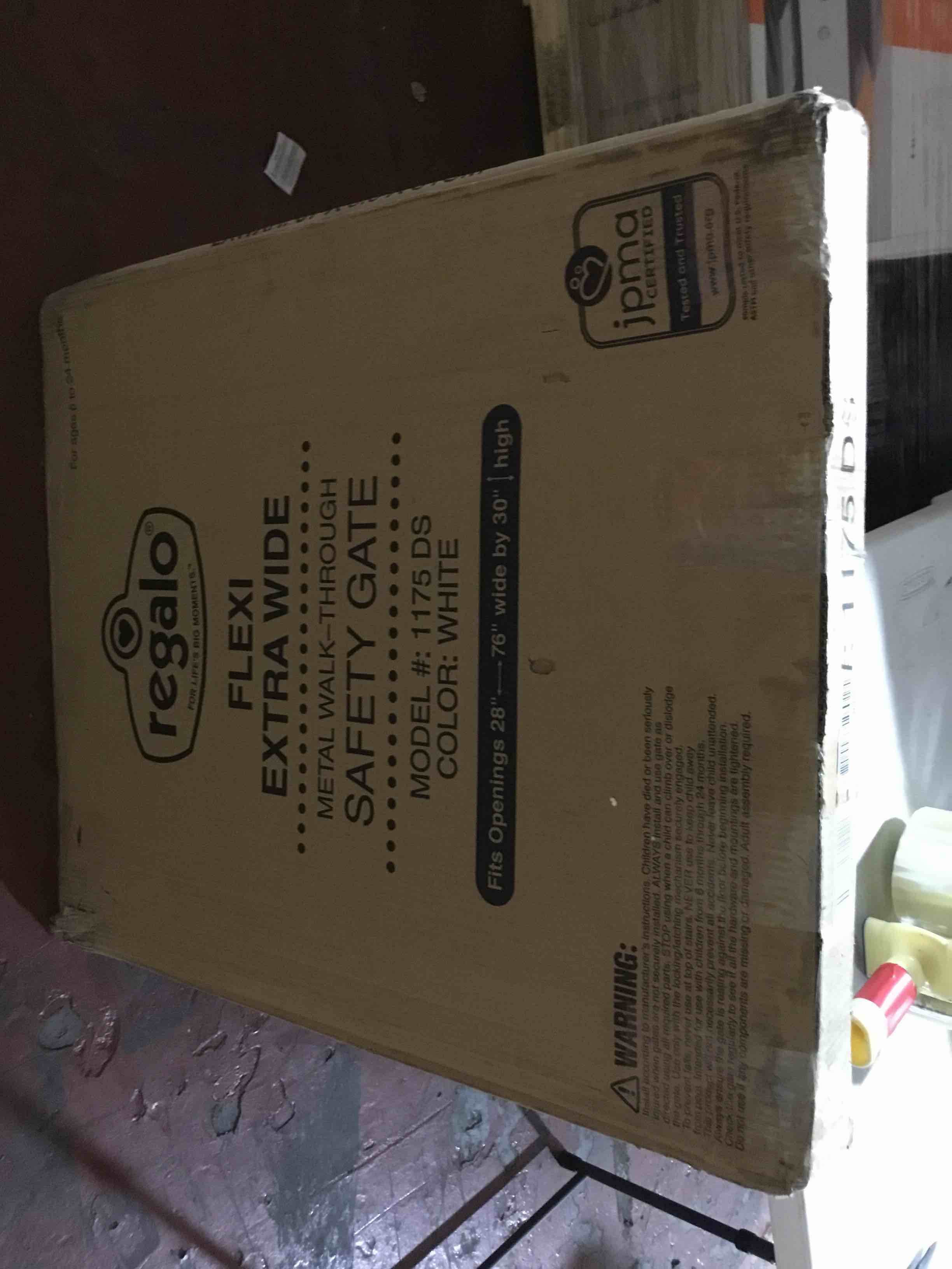 https://s3.amazonaws.com/lotting-images-prod/bidfta/BLU4207794_1706720860979.jpeg