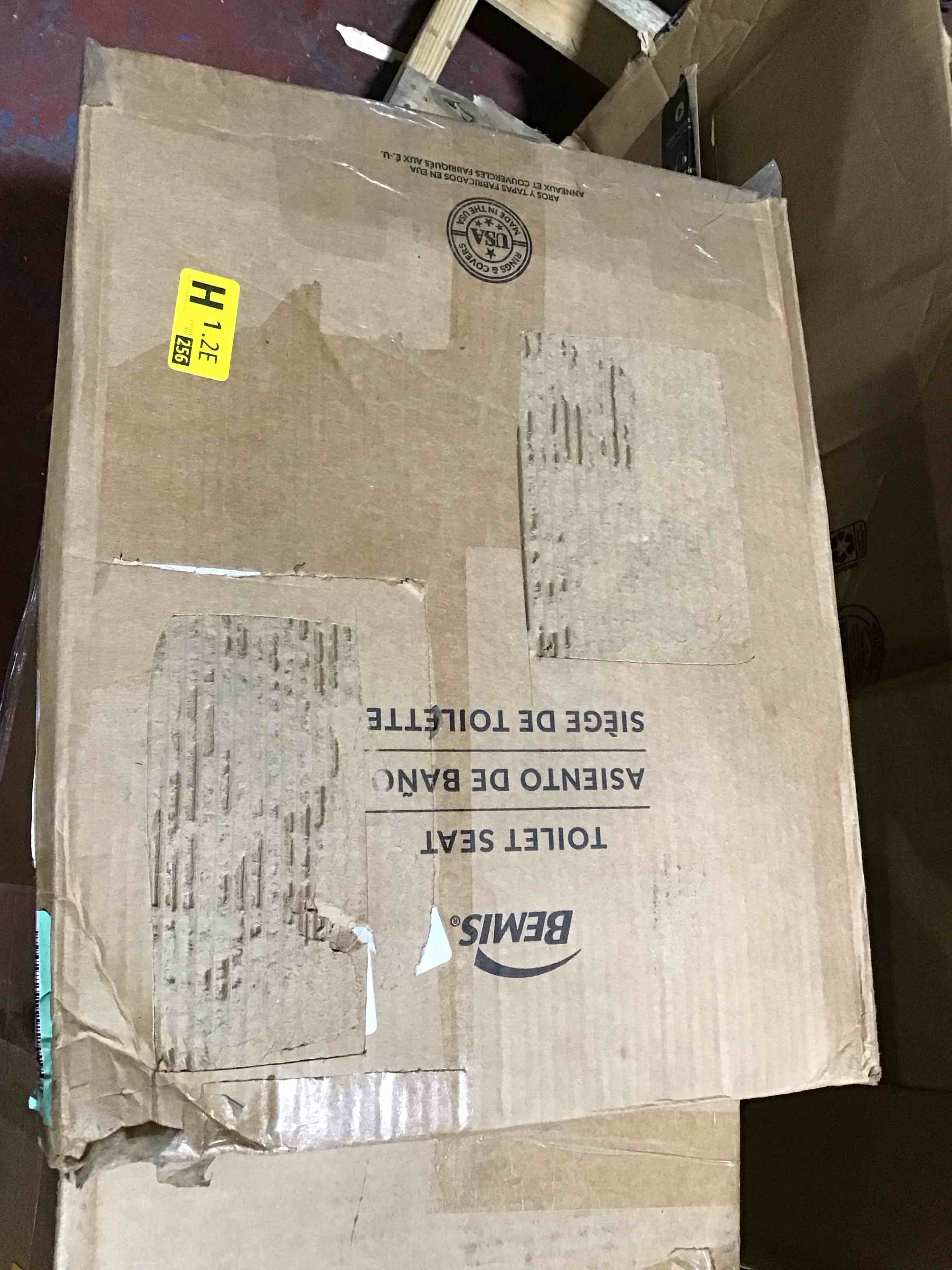https://s3.amazonaws.com/lotting-images-prod/bidfta/BLU4207804_1706885528410.jpeg