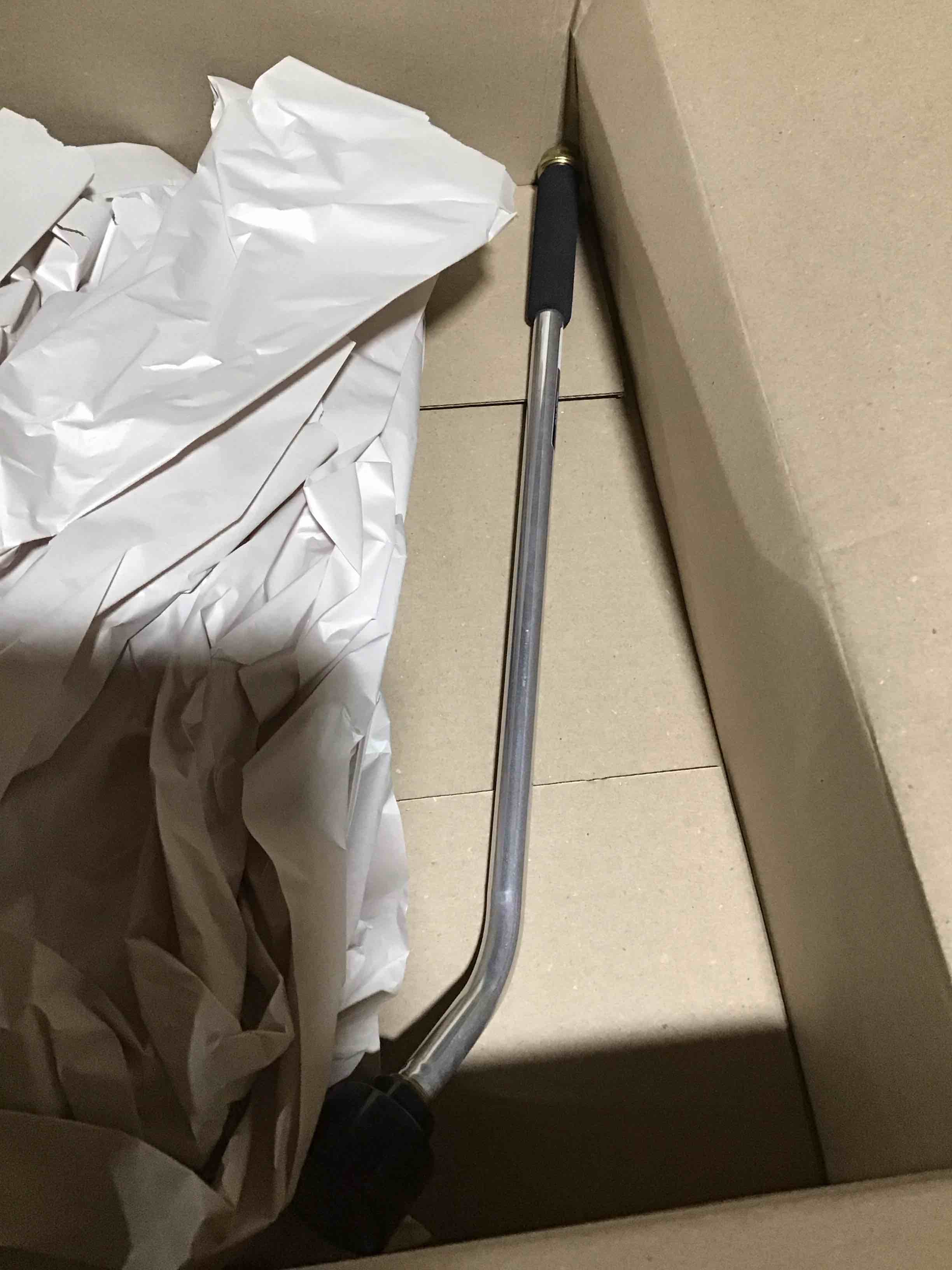 https://s3.amazonaws.com/lotting-images-prod/bidfta/BLU4207805_1706885451109.jpeg