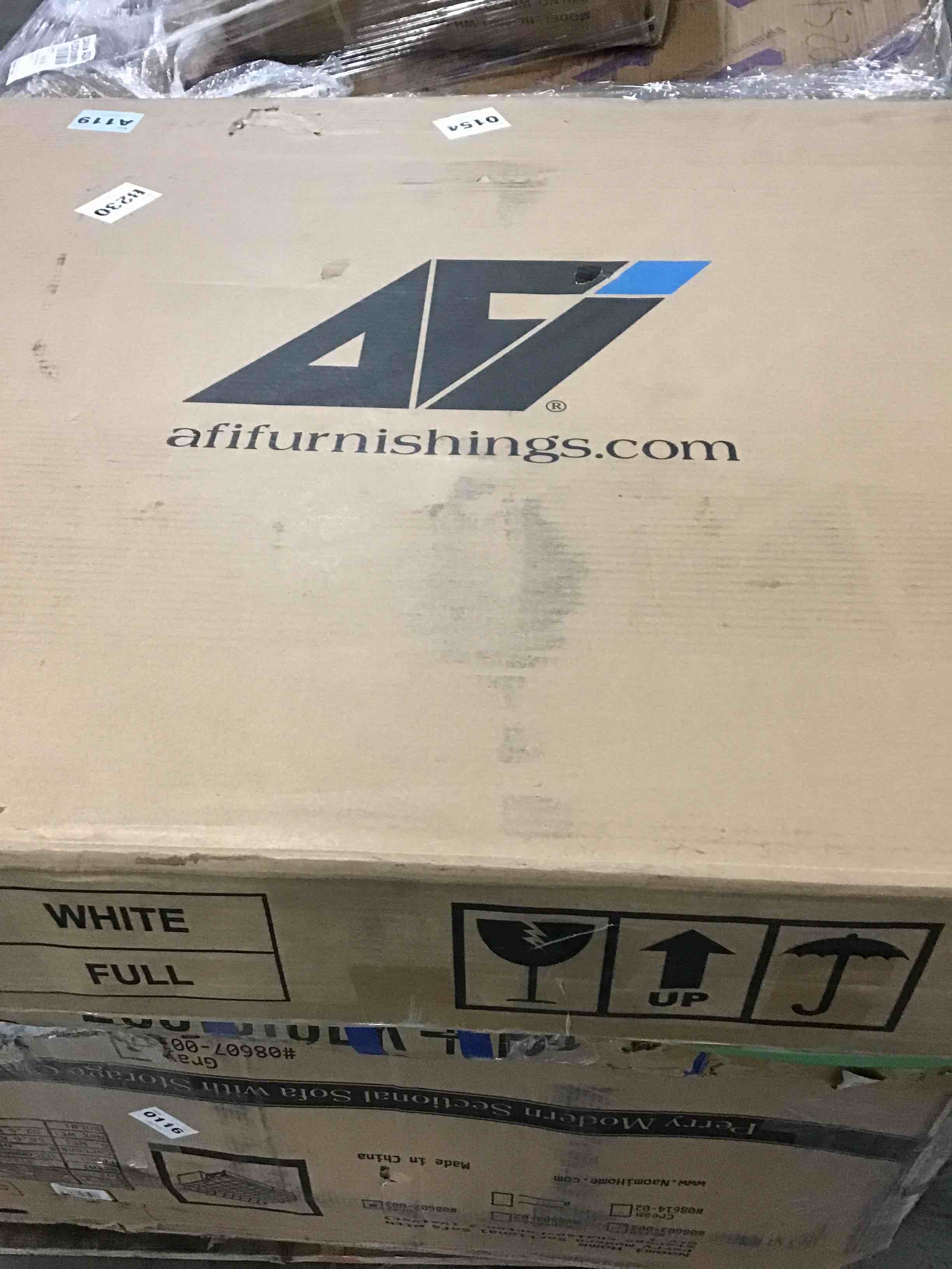 https://s3.amazonaws.com/lotting-images-prod/bidfta/BLU4223005_1698840249793.jpeg