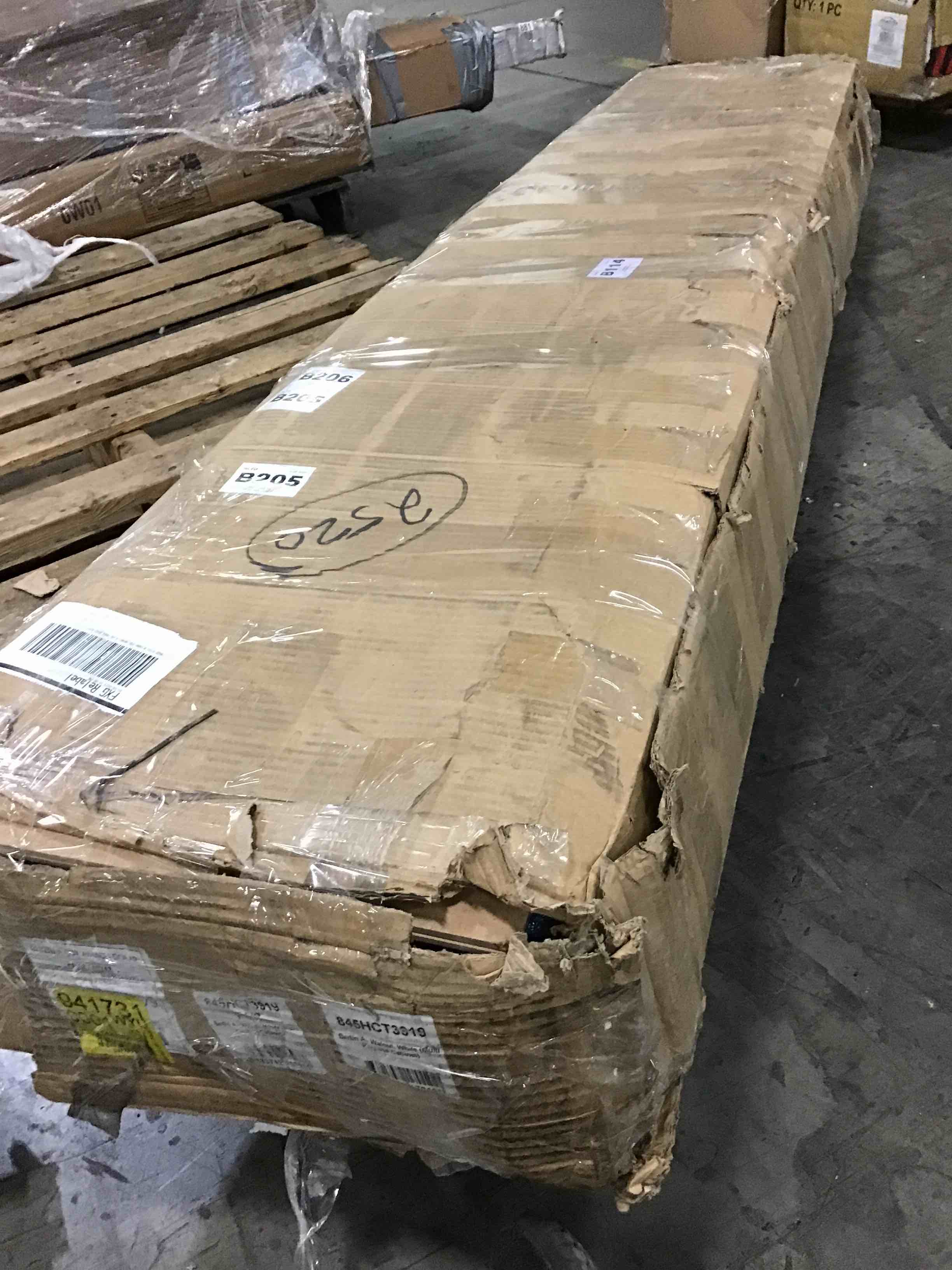 https://s3.amazonaws.com/lotting-images-prod/bidfta/BLU4223012_1698843001867.jpeg