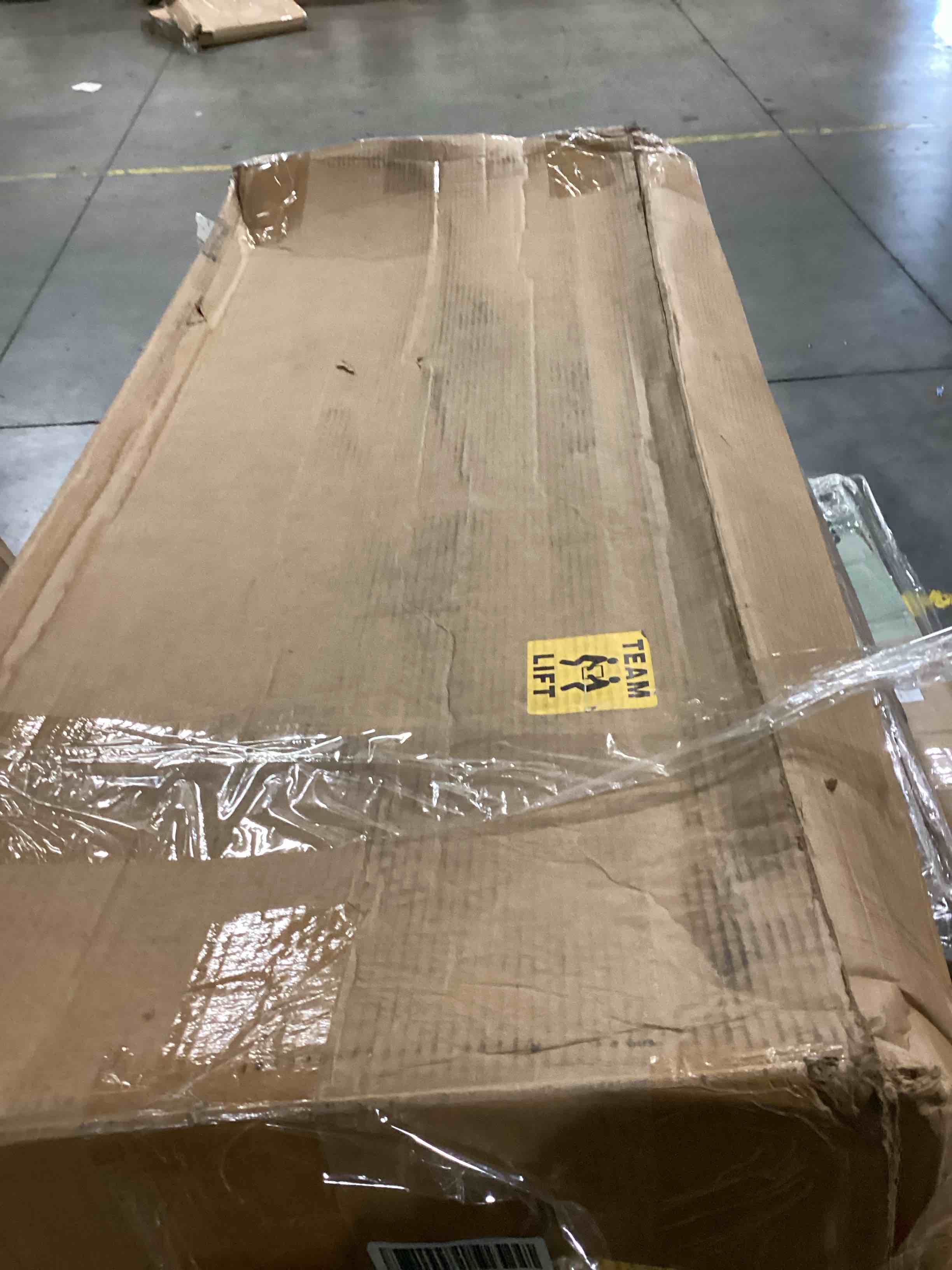https://s3.amazonaws.com/lotting-images-prod/bidfta/BLU4230857_1702316681906.jpeg