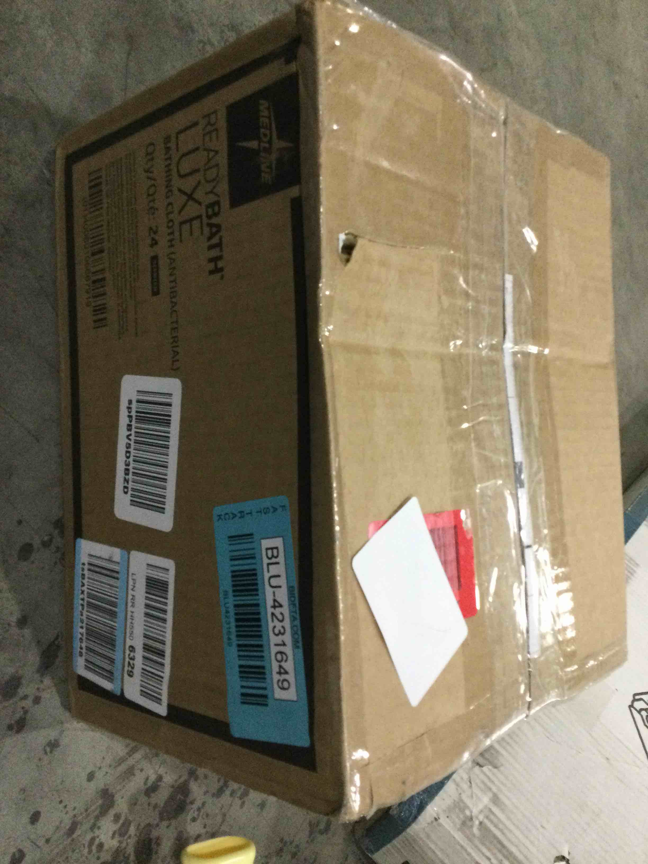https://s3.amazonaws.com/lotting-images-prod/bidfta/BLU4231649_1703868887455.jpeg