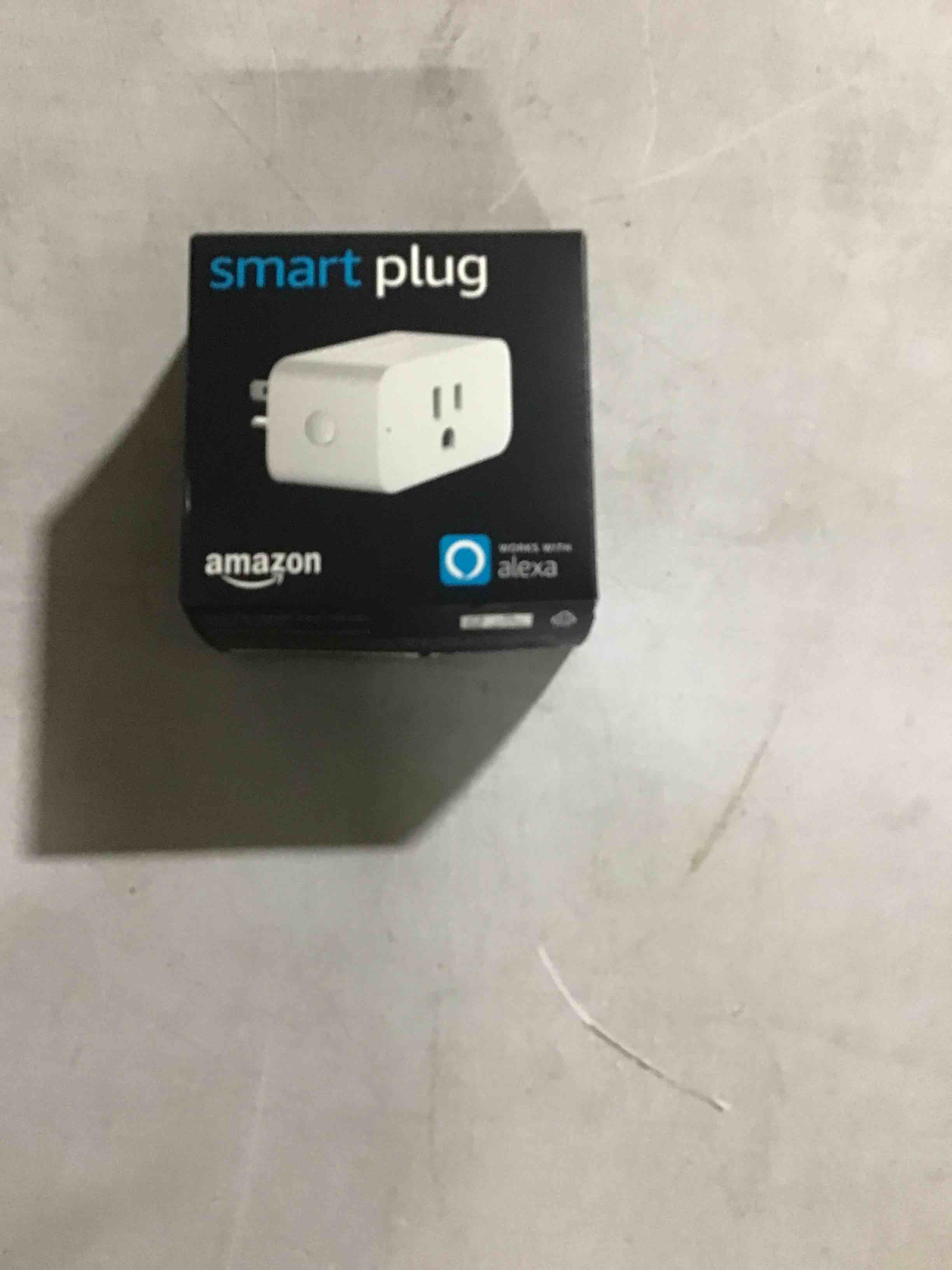 https://s3.amazonaws.com/lotting-images-prod/bidfta/BLU4257489_1682358316346.jpeg